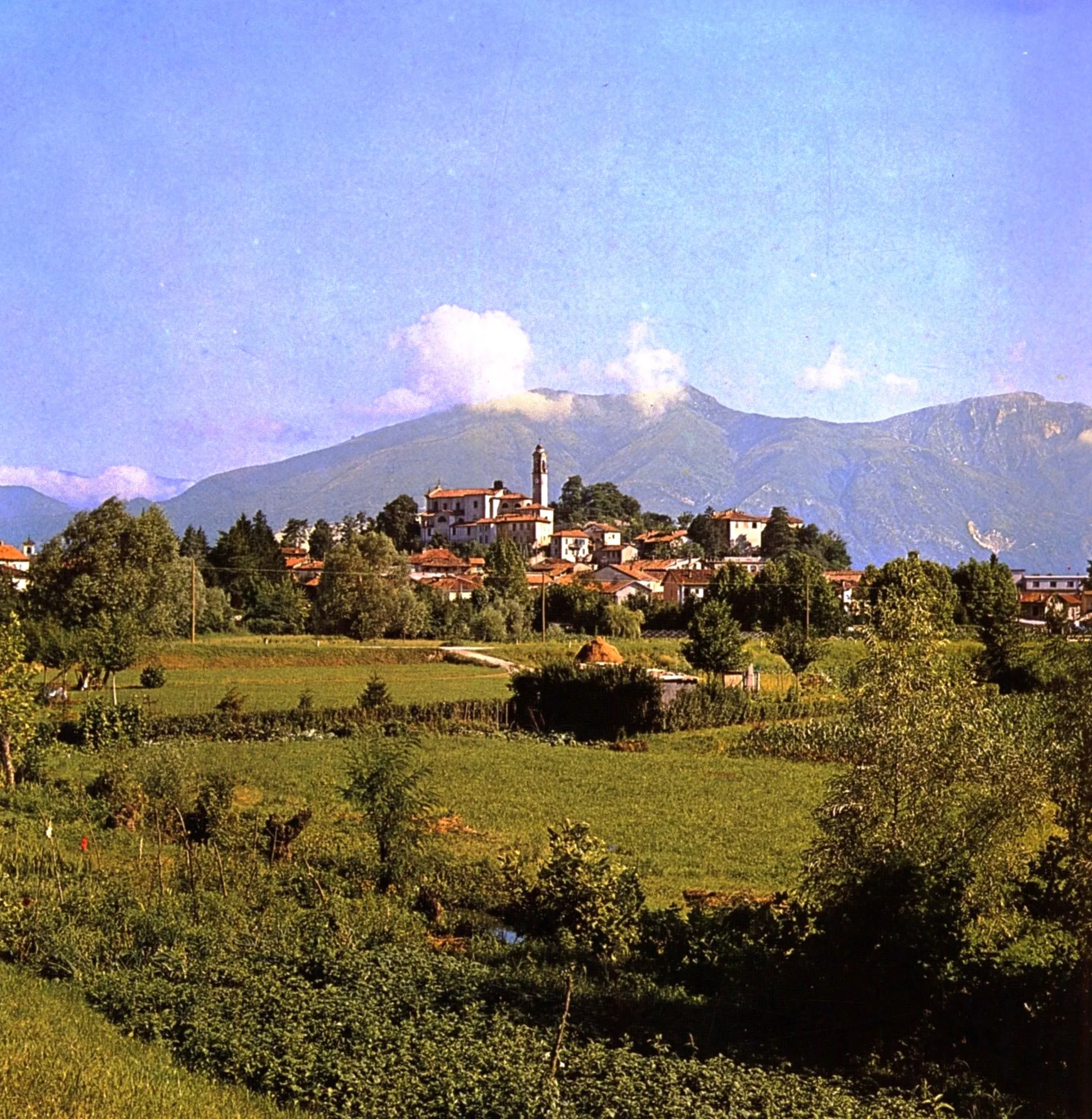 Photo showing: Town of Molteno. Comune di Molteno. Lombardia. Italy.