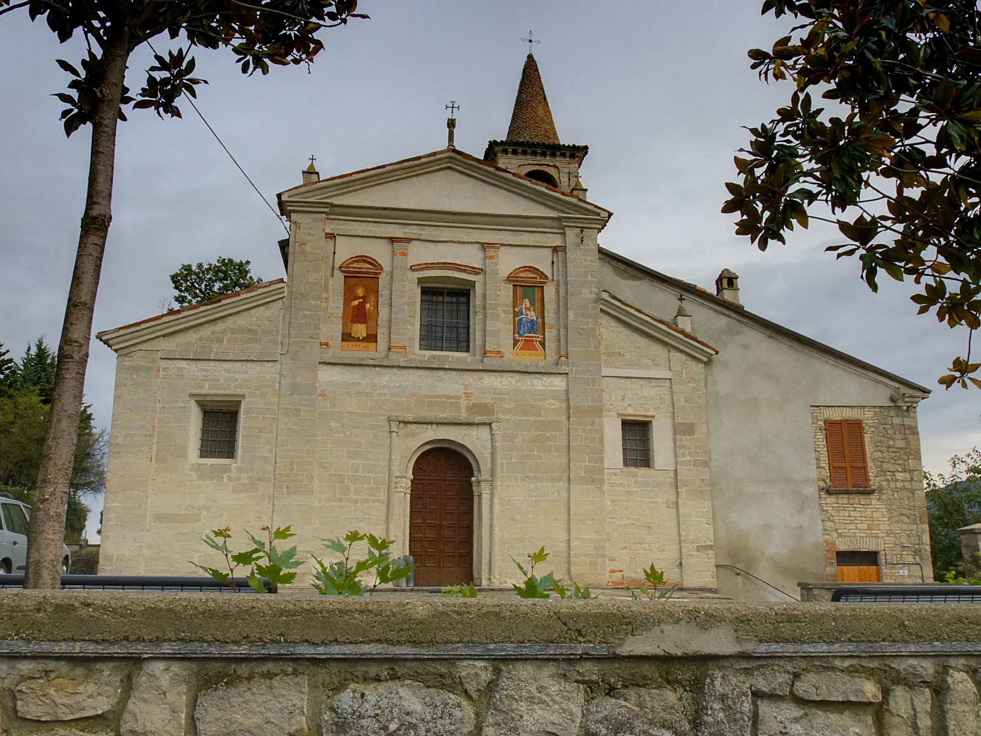 Photo showing: Facciata della chiesa di Valverde
