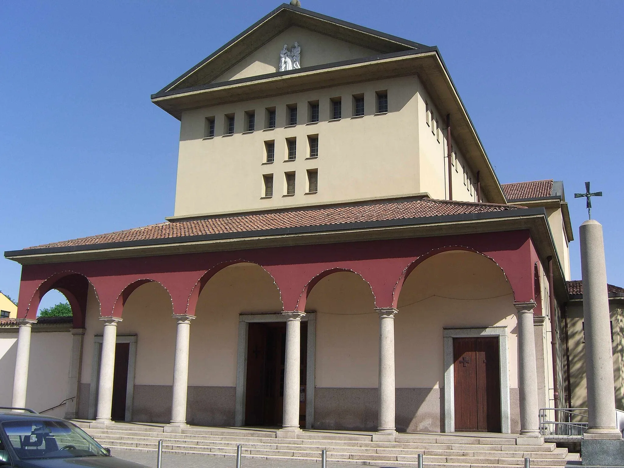 Photo showing: Chiesa Sacra Famiglia in piazza Santa Caterina a Monza