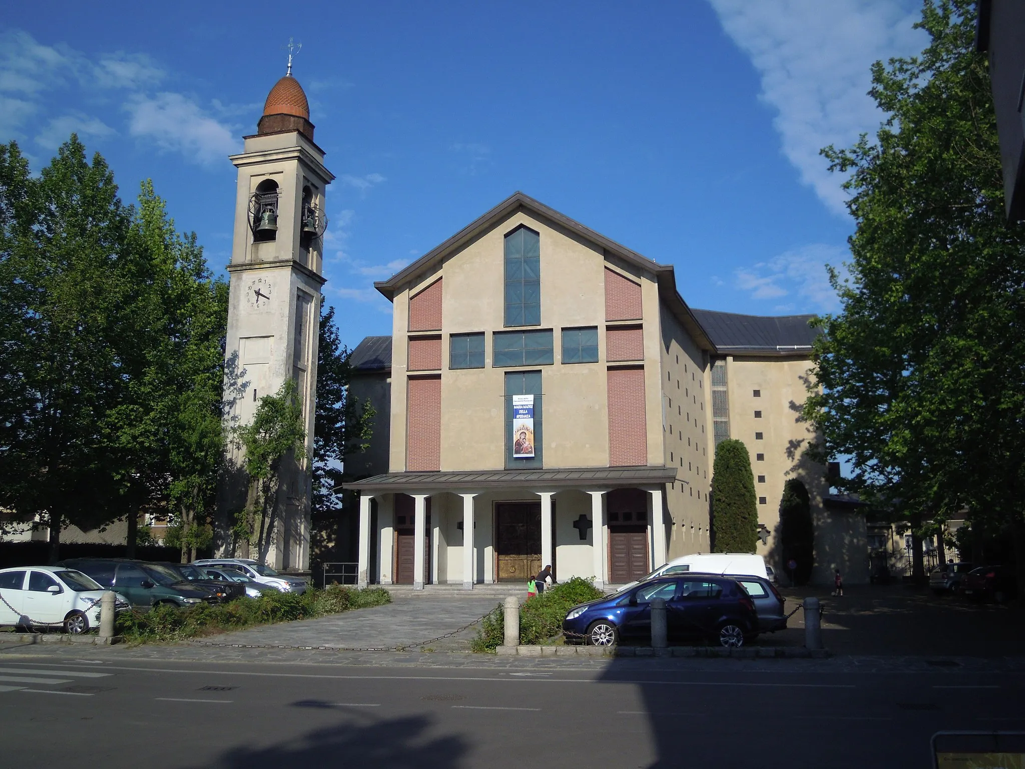 Photo showing: Chiesa Parrocchiale Natività di Maria Vergine a Verghera di Samarate (VA)