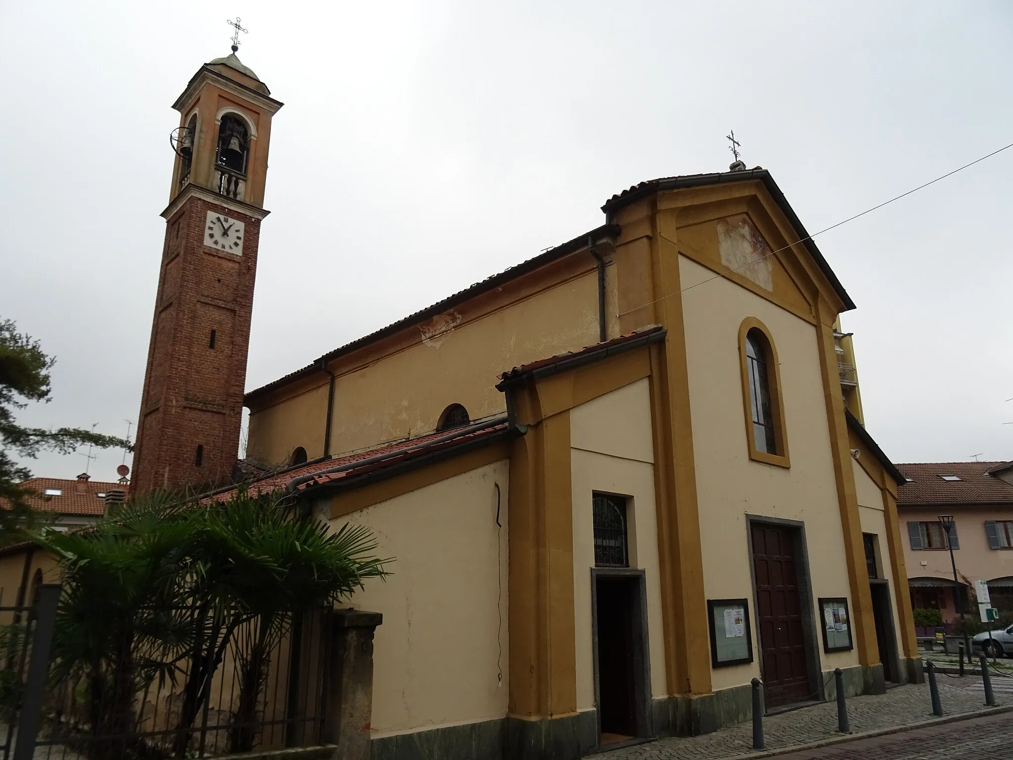 Photo showing: San Giorgio al Lambro (Biassono, Lombardy, Italy), Saint George church