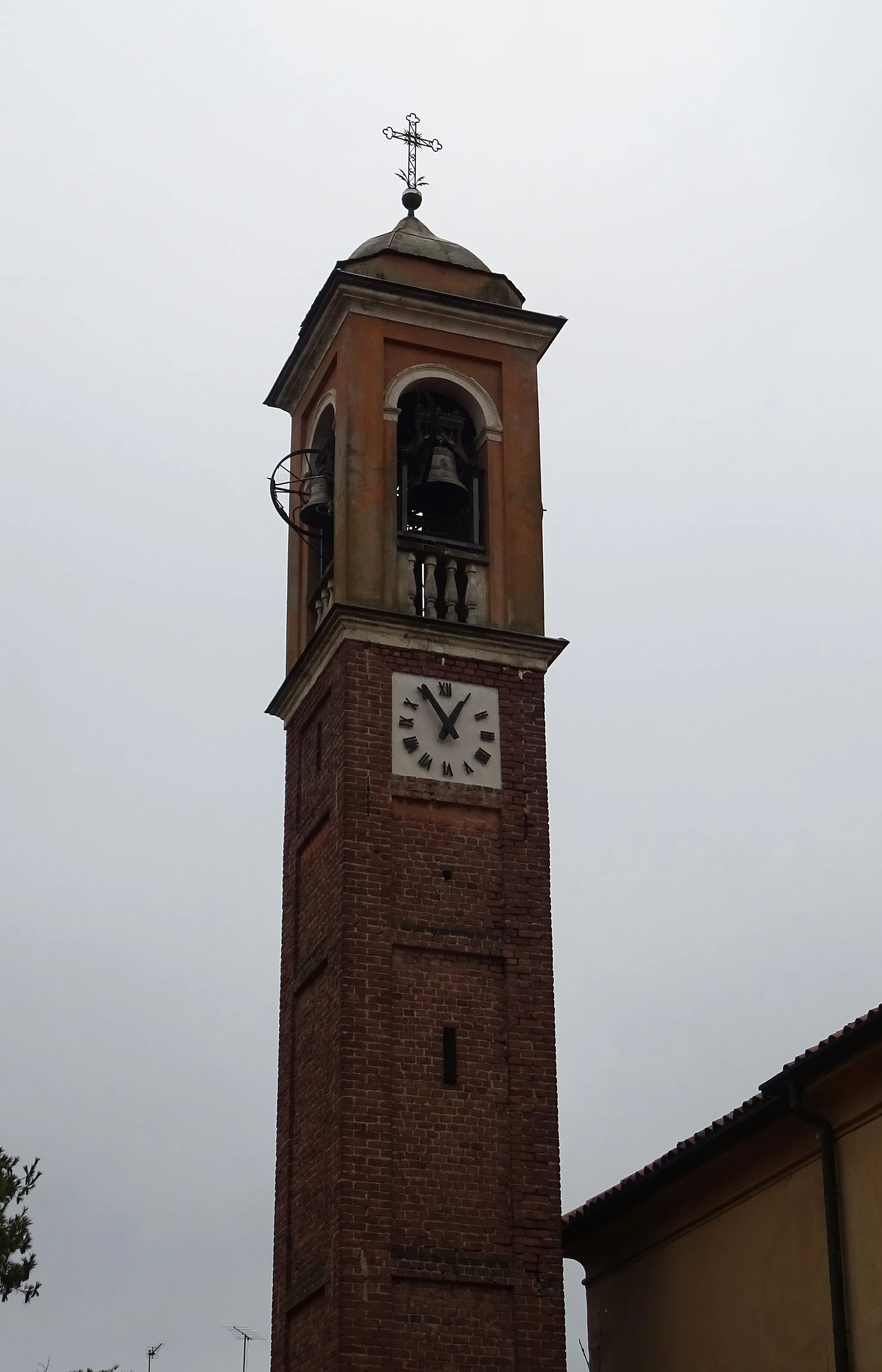 Photo showing: San Giorgio al Lambro (Biassono, Lombardy, Italy), Saint George church - Belltower