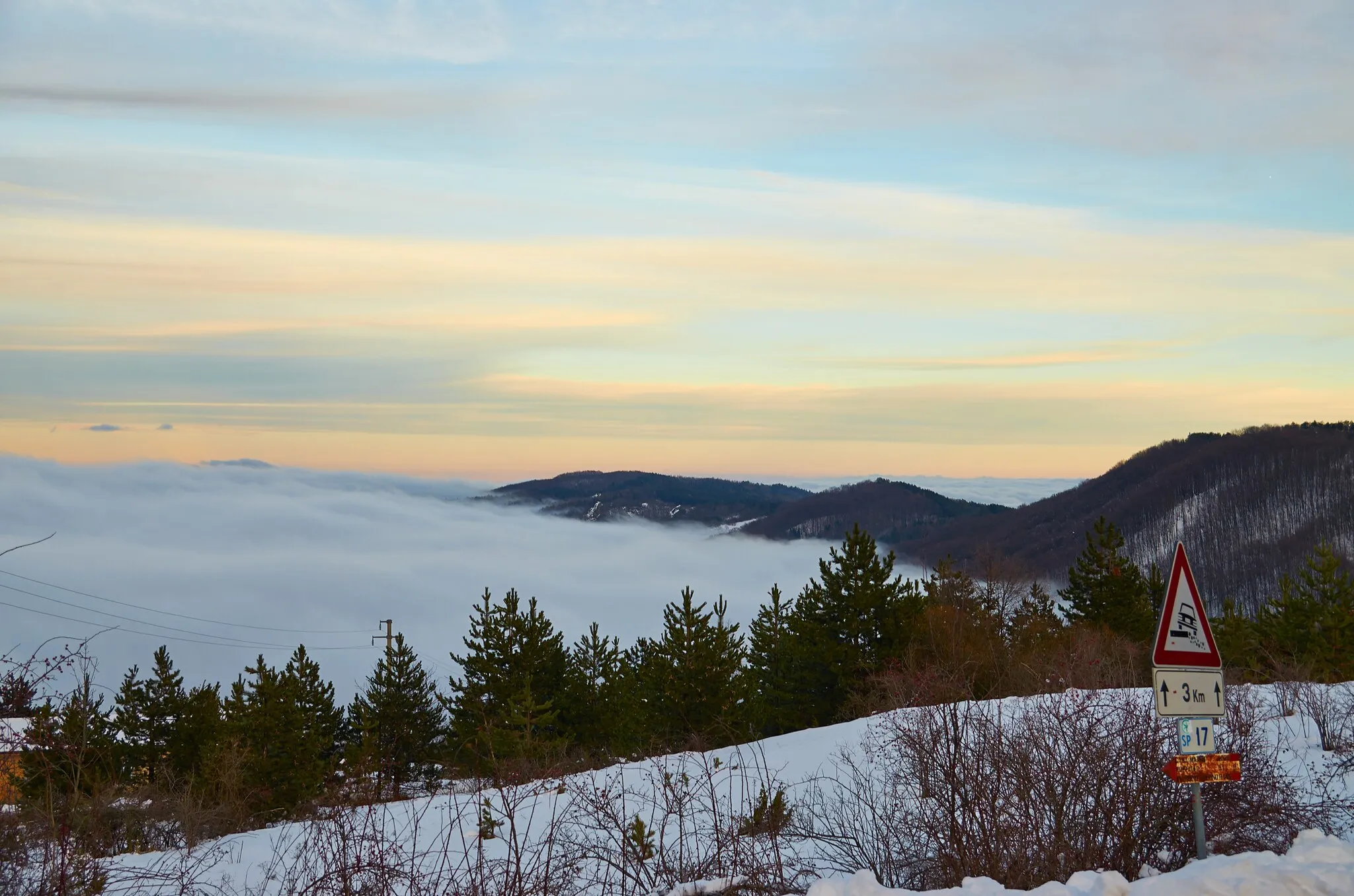 Photo showing: Nuvole basse sulla val Tidone