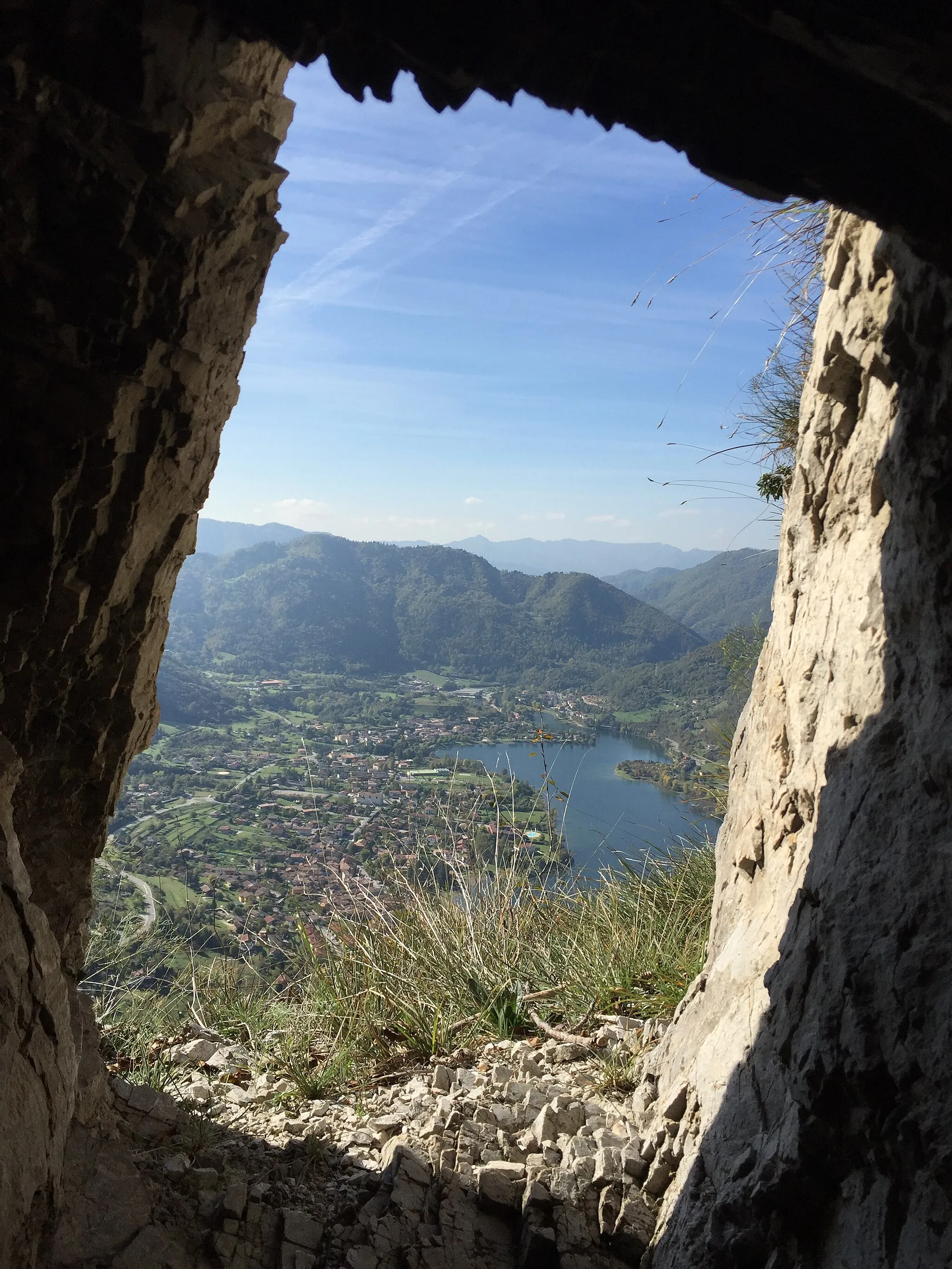 Photo showing: Cima Crench - Aussicht auf den Idrosee