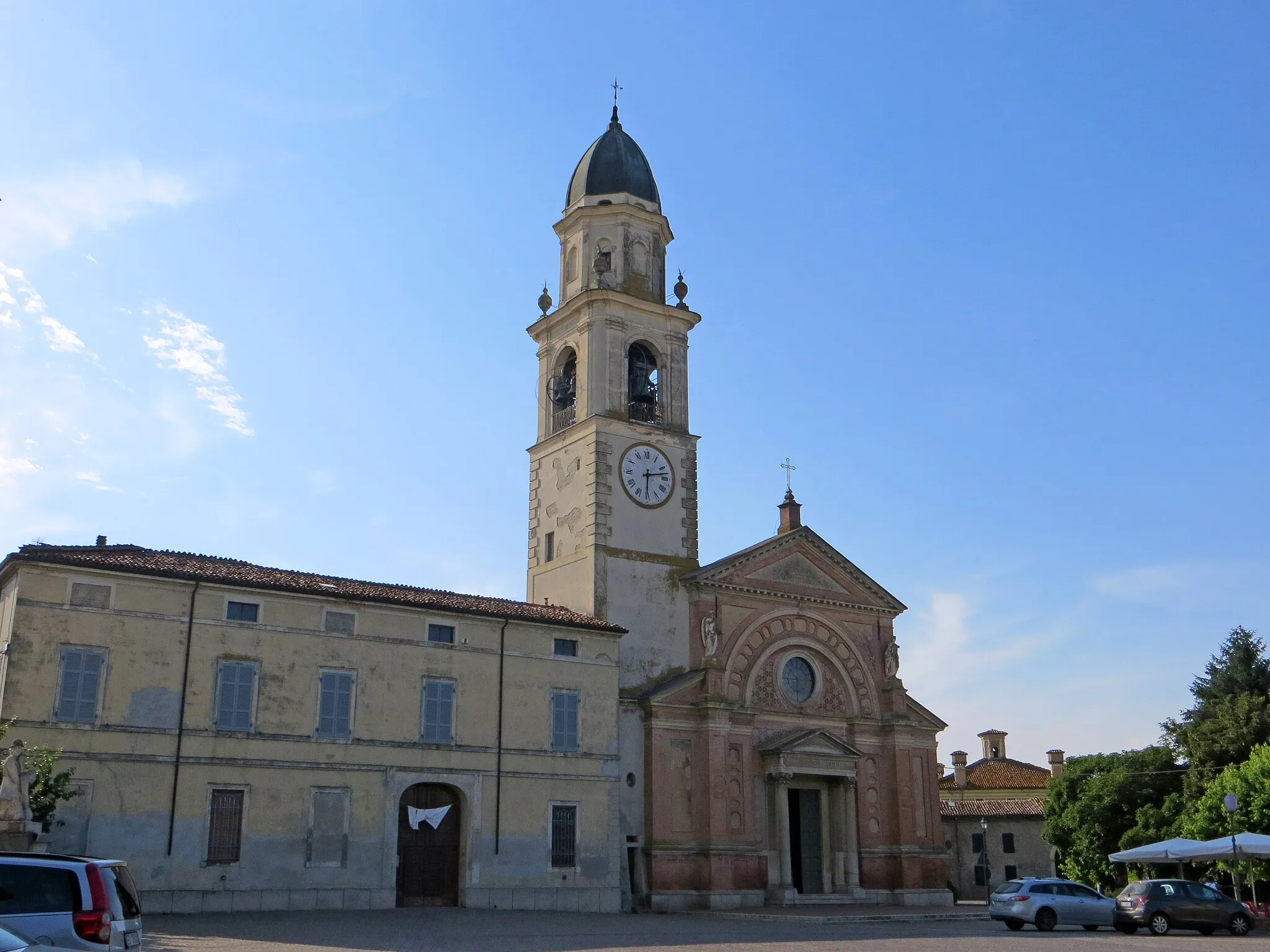 Photo showing: Collegiata di San Giovanni Battista (Pieveottoville, Polesine Zibello) - facciata