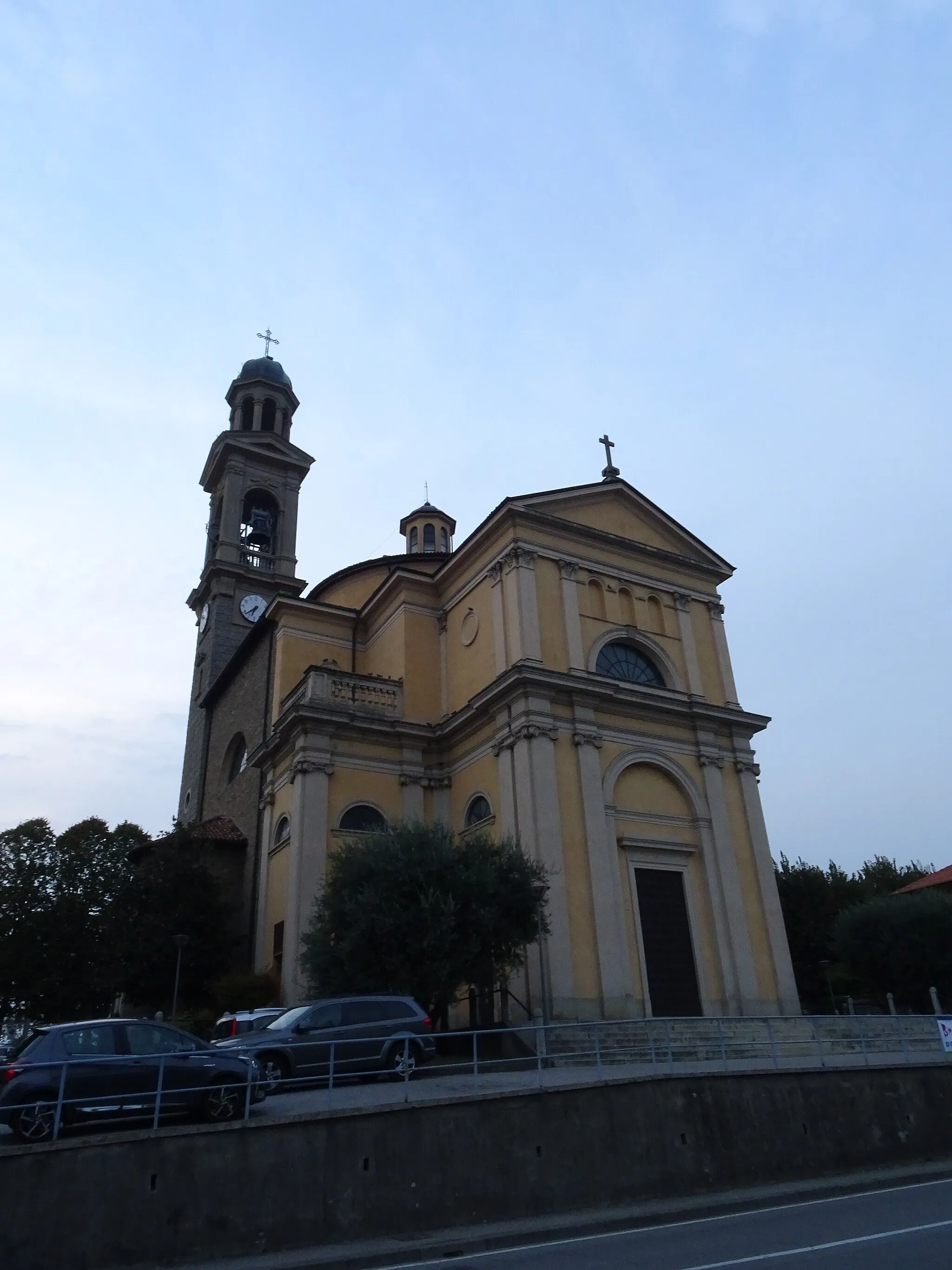 Photo showing: Ruginello (Vimercate, Lombardy, Italy), Saints James and Christopher church