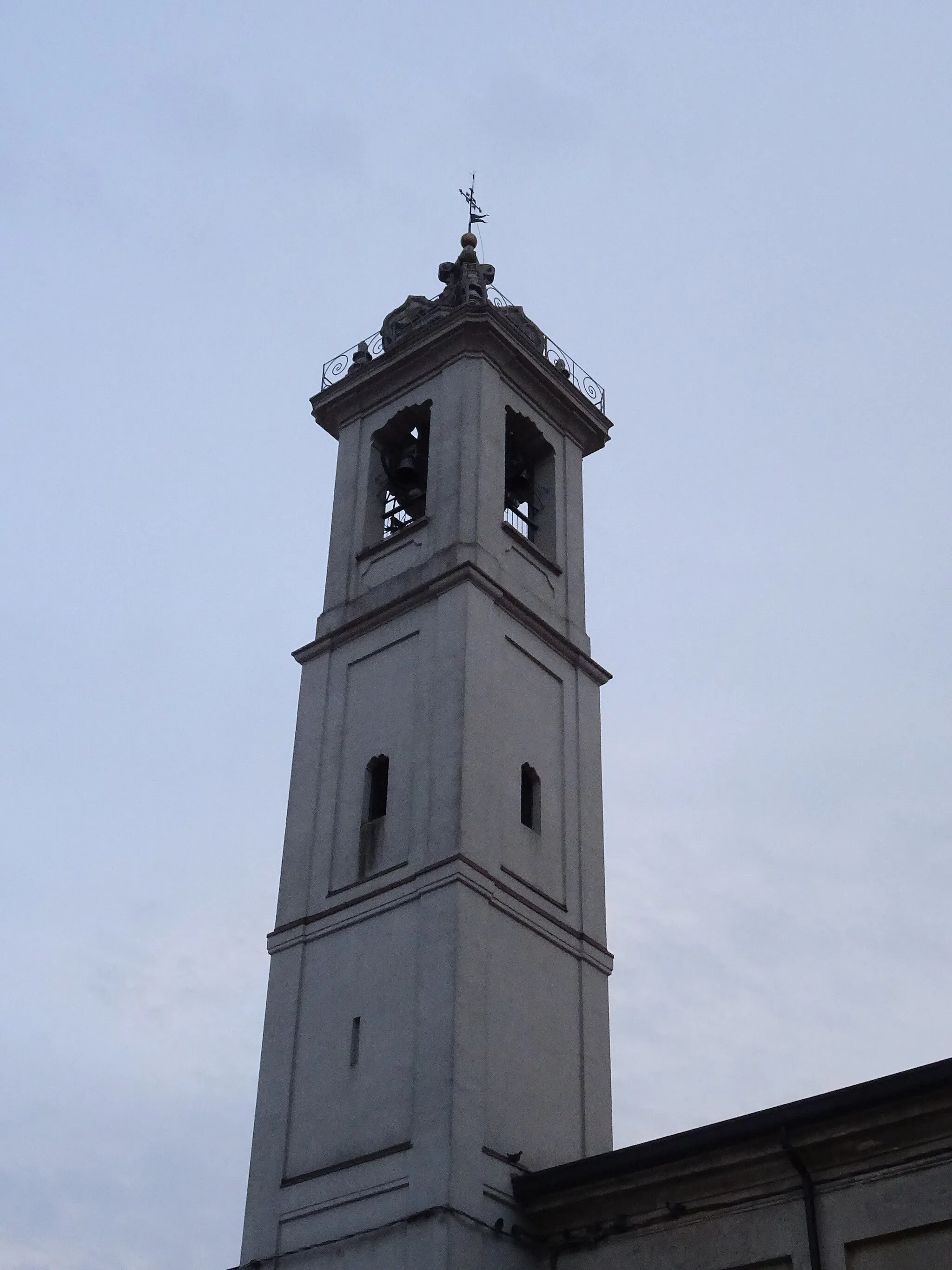 Photo showing: Ruginello (Vimercate, Lombardy, Italy), Saints James and Christopher chapel - Belltower