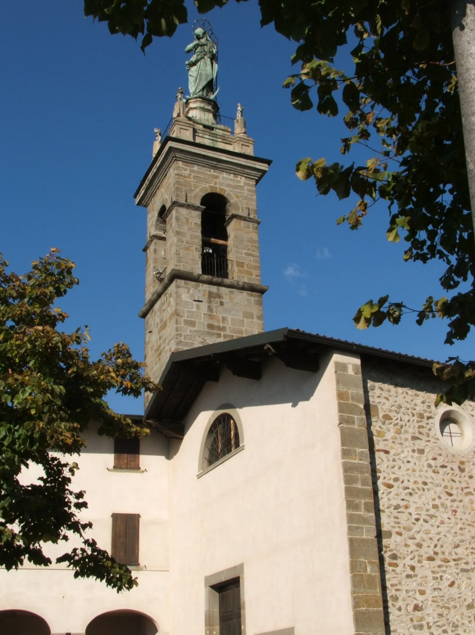 Photo showing: Paladina, Bergamo, Lombardy, Italy - detail of Sombreno sanctuary