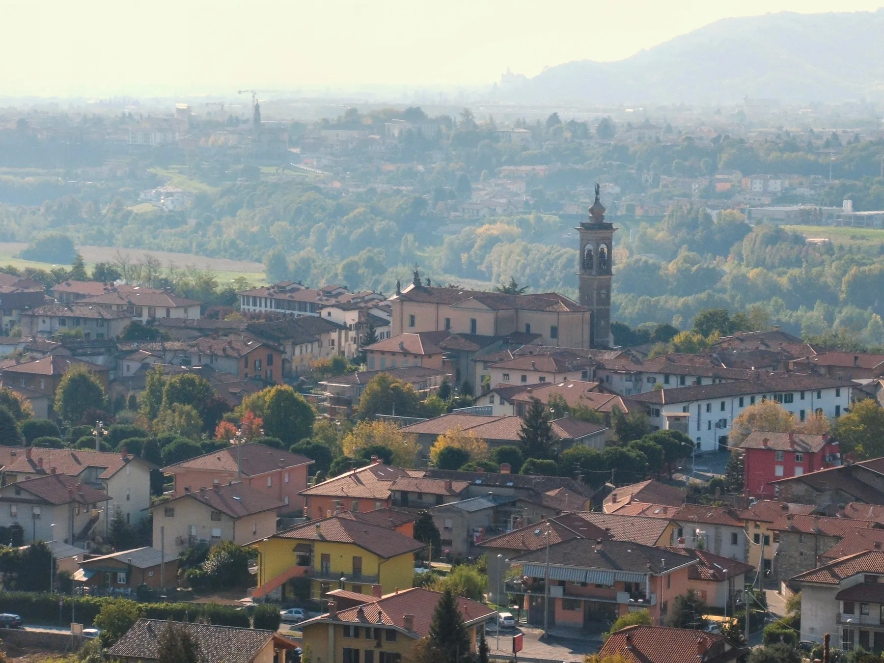 Photo showing: Paladina, Bergamo, Lombardy, Italy - view