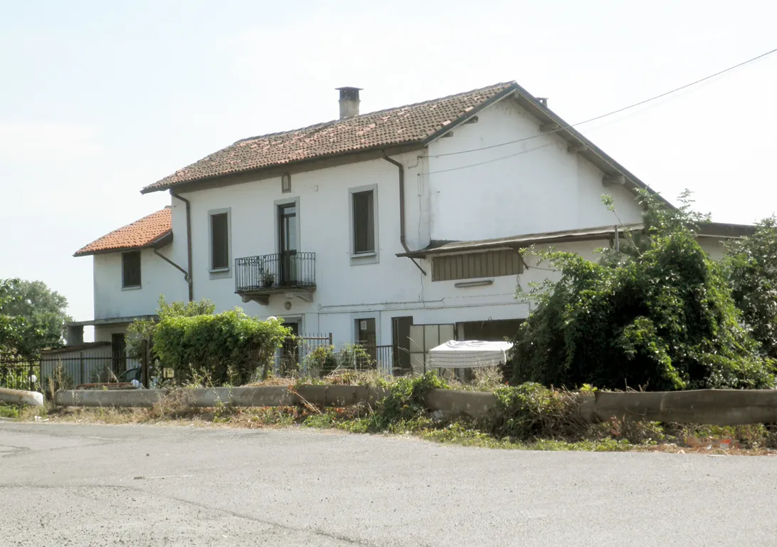 Photo showing: Ex stazione tranviaria in località Stazione di Casaletto Lodigiano.