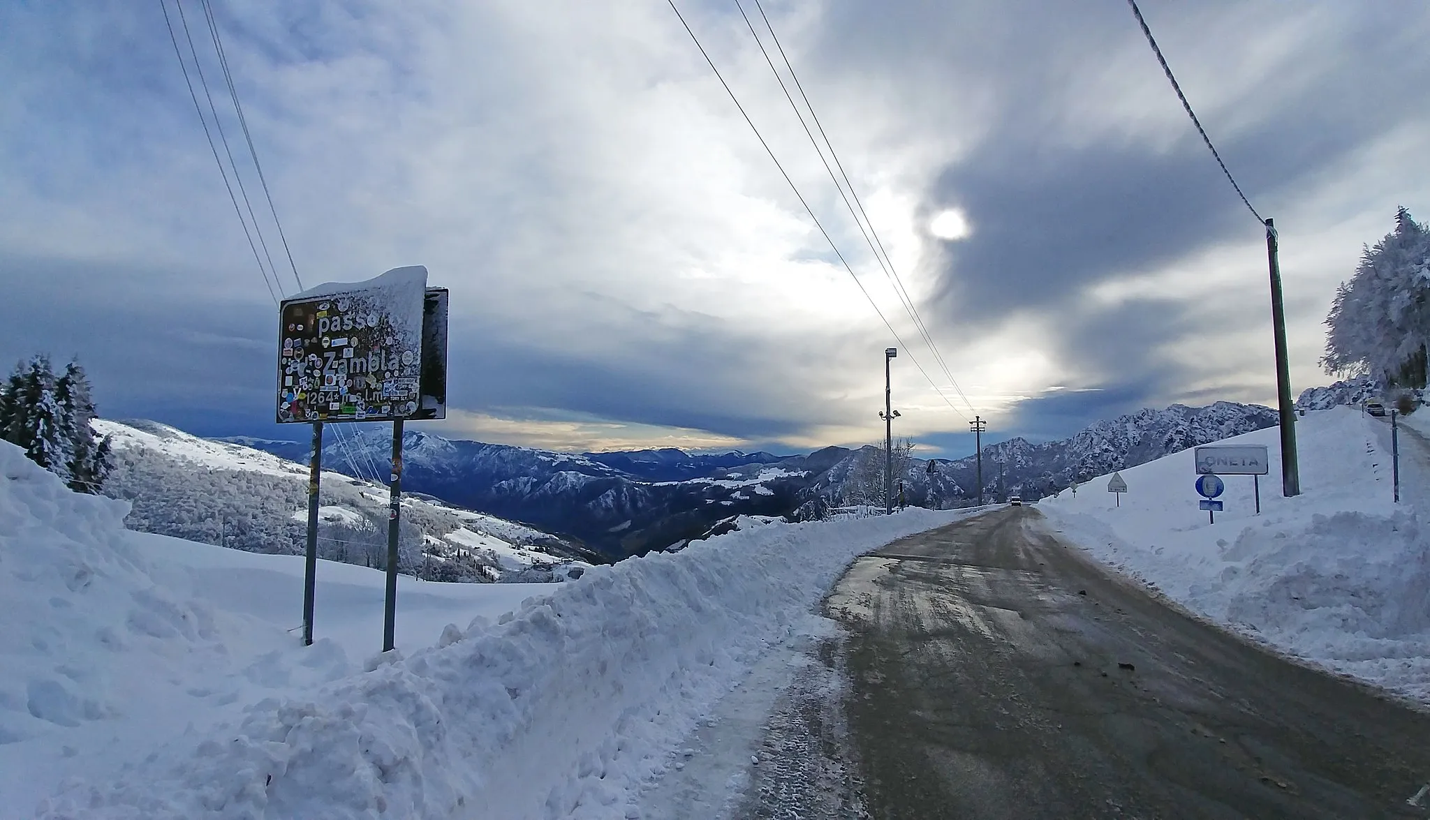 Photo showing: Zambla pass in winter