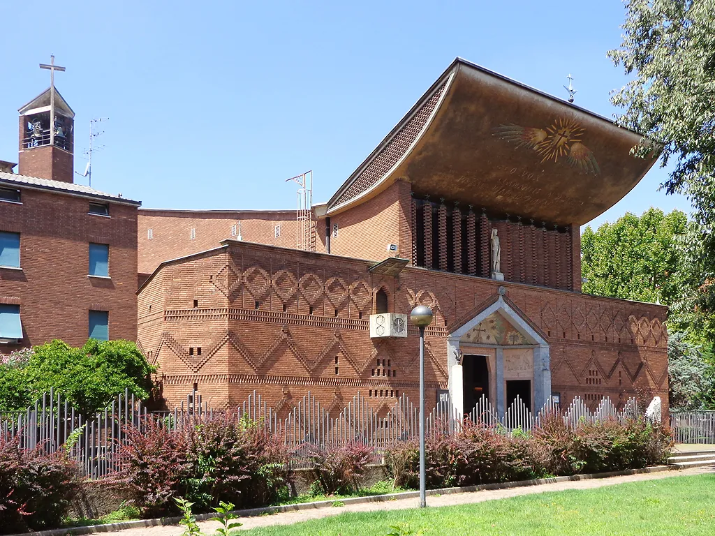 Photo showing: Milano, chiesa parrocchiale di San Giovanni Battista alla Creta. Fu costruita dal 1956 al 1958 su progetto di Giovanni Muzio.