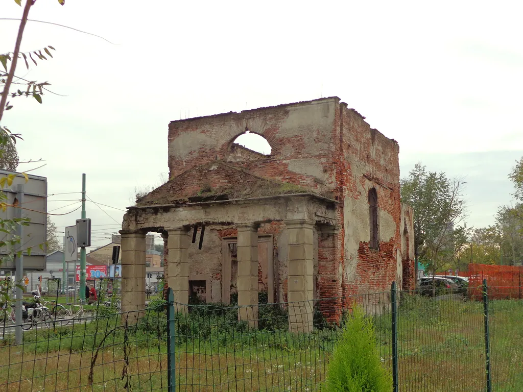 Photo showing: Milano, rovine della chiesa neoclassica di San Giorgio in Roserio.