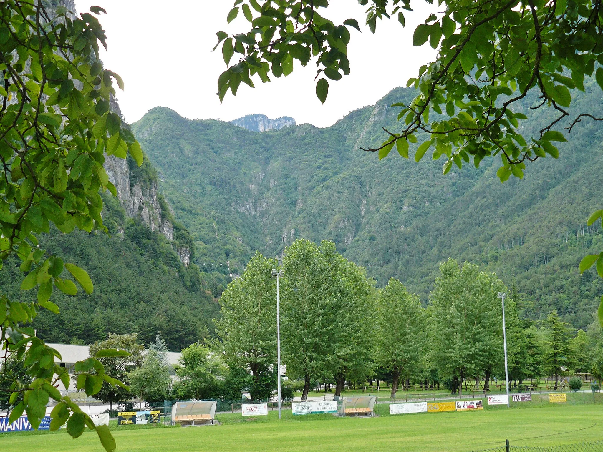 Photo showing: View to Passo d'Ampola