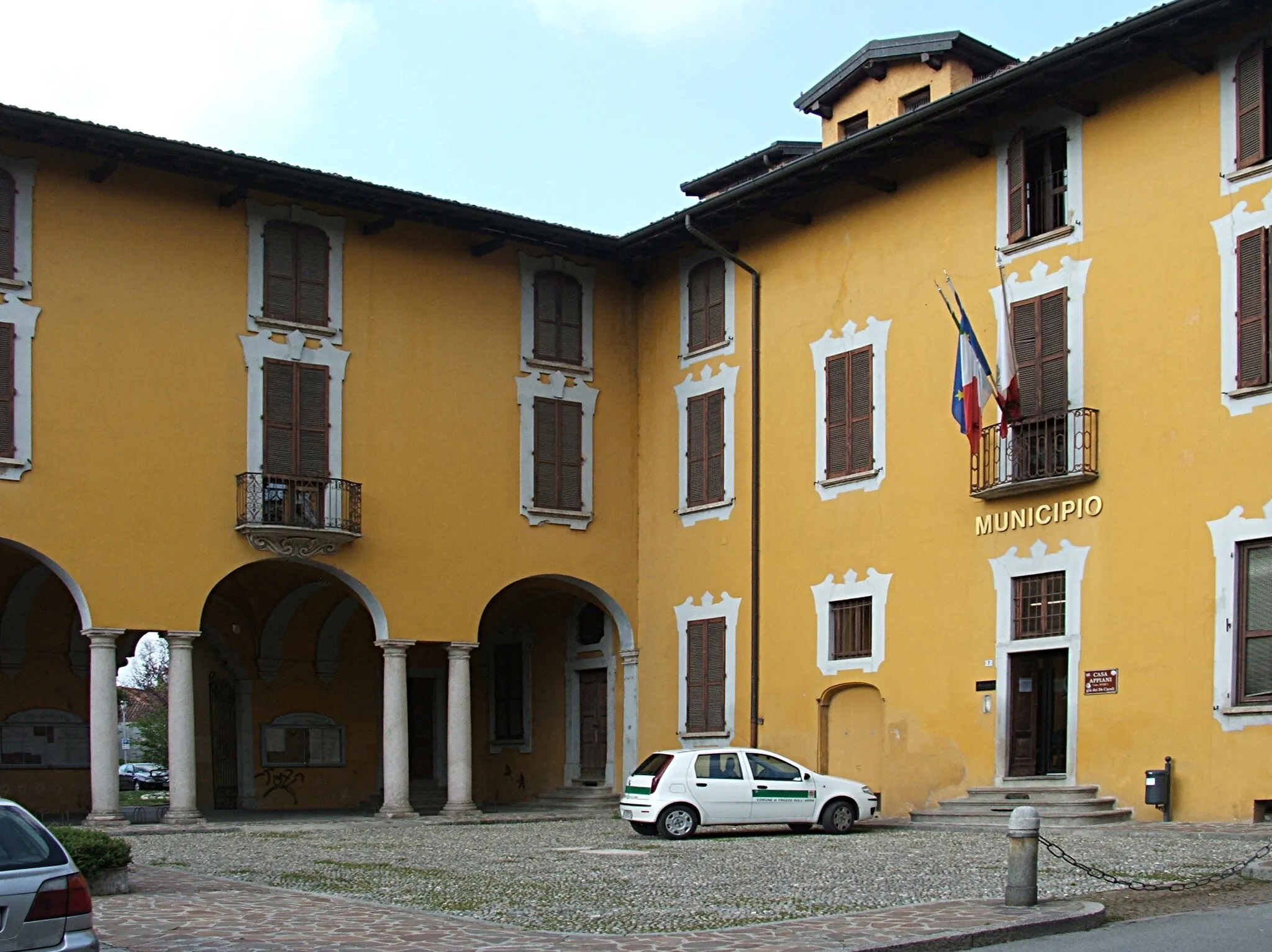 Photo showing: Trezzo d'Adda, Milano, Lombardy, Italy – Town hall