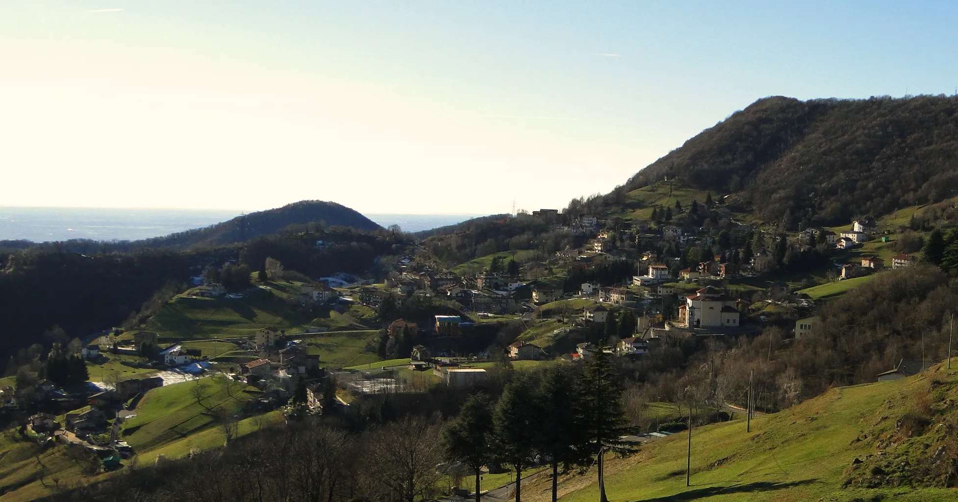 Photo showing: Vista di Monte di Nese, fraz. di Alzano Lombardo (BG).
