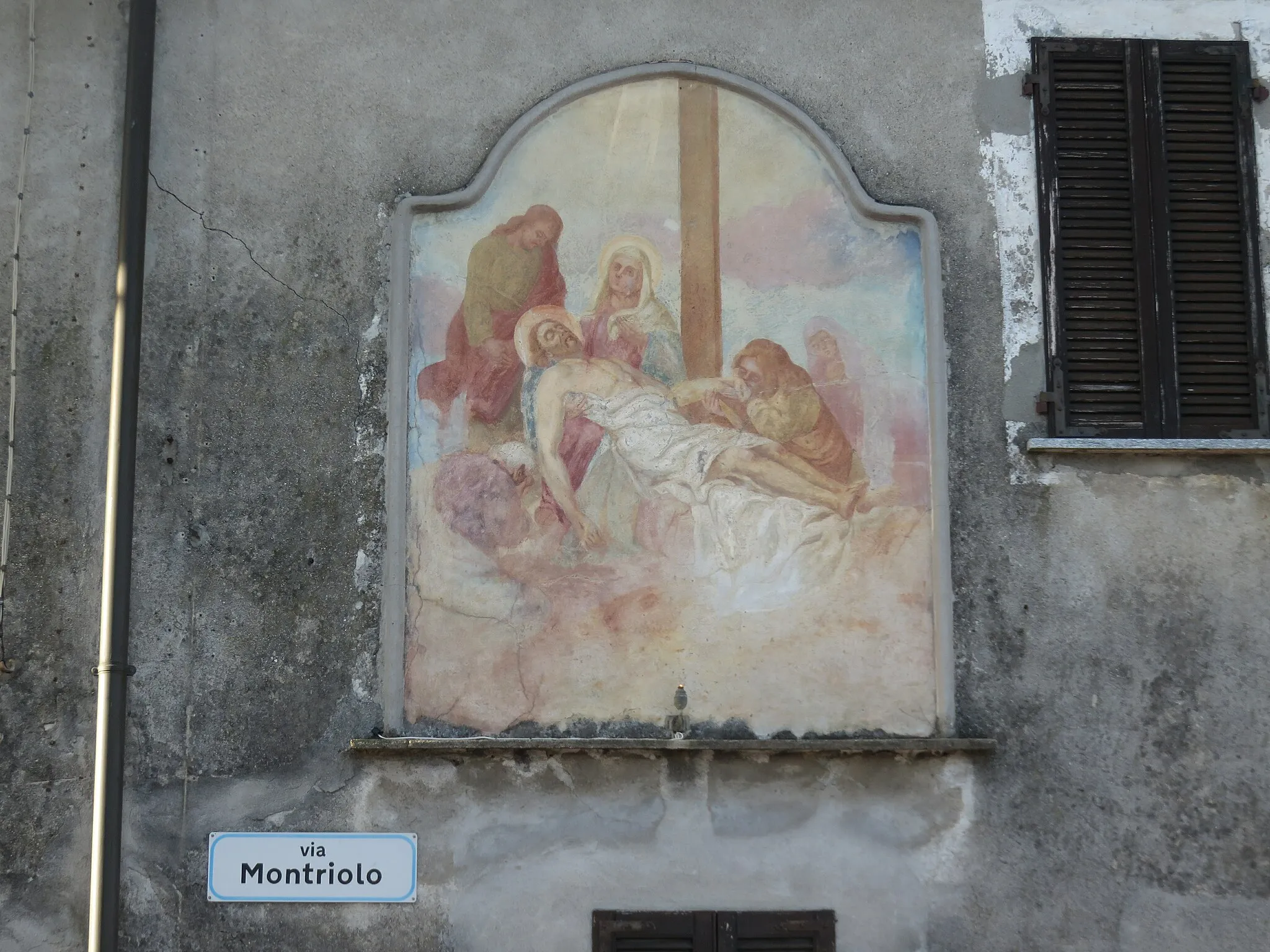 Photo showing: Revislate Affresco Pietà