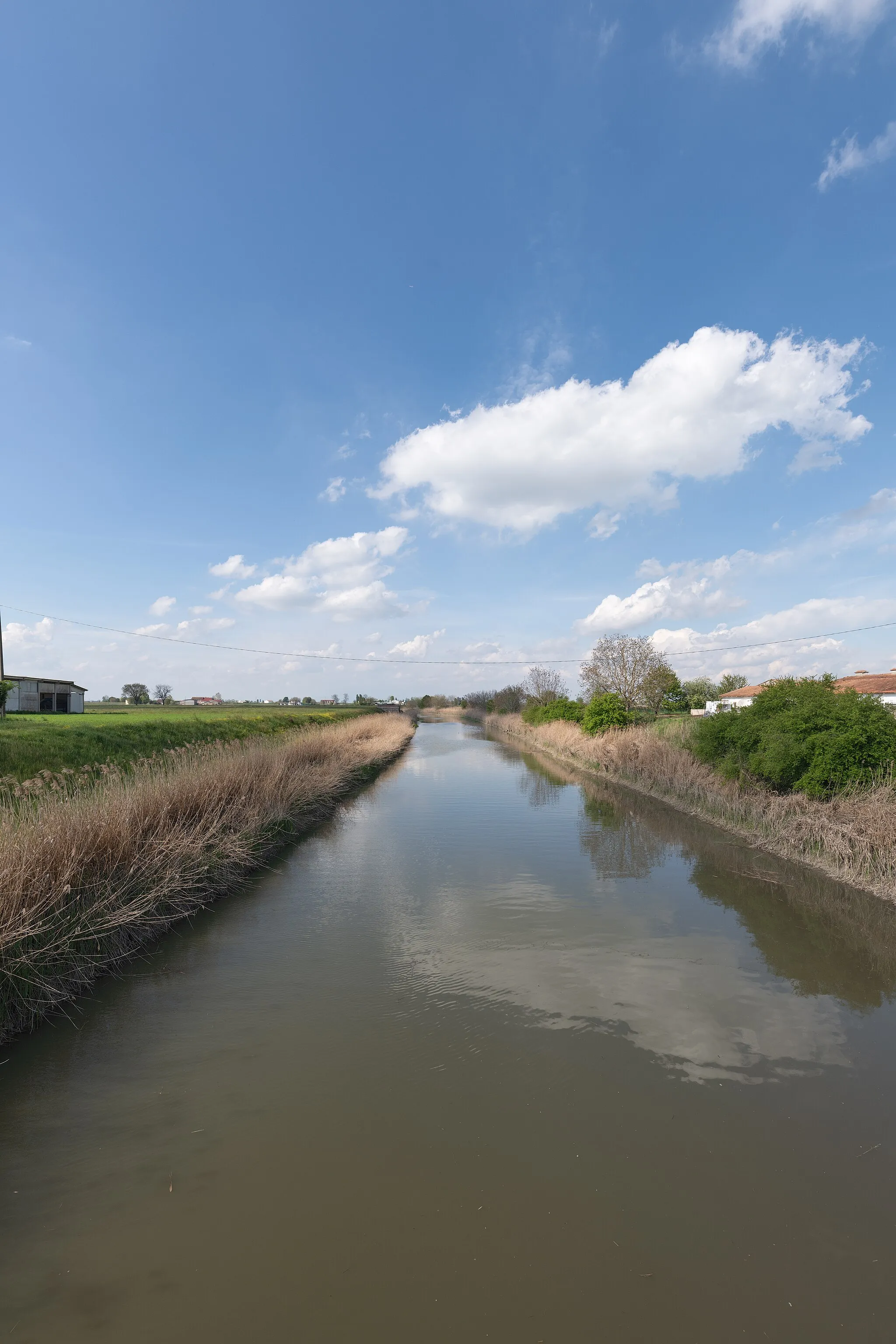 Photo showing: Canale Emissario - Moglia, Mantova, Italia