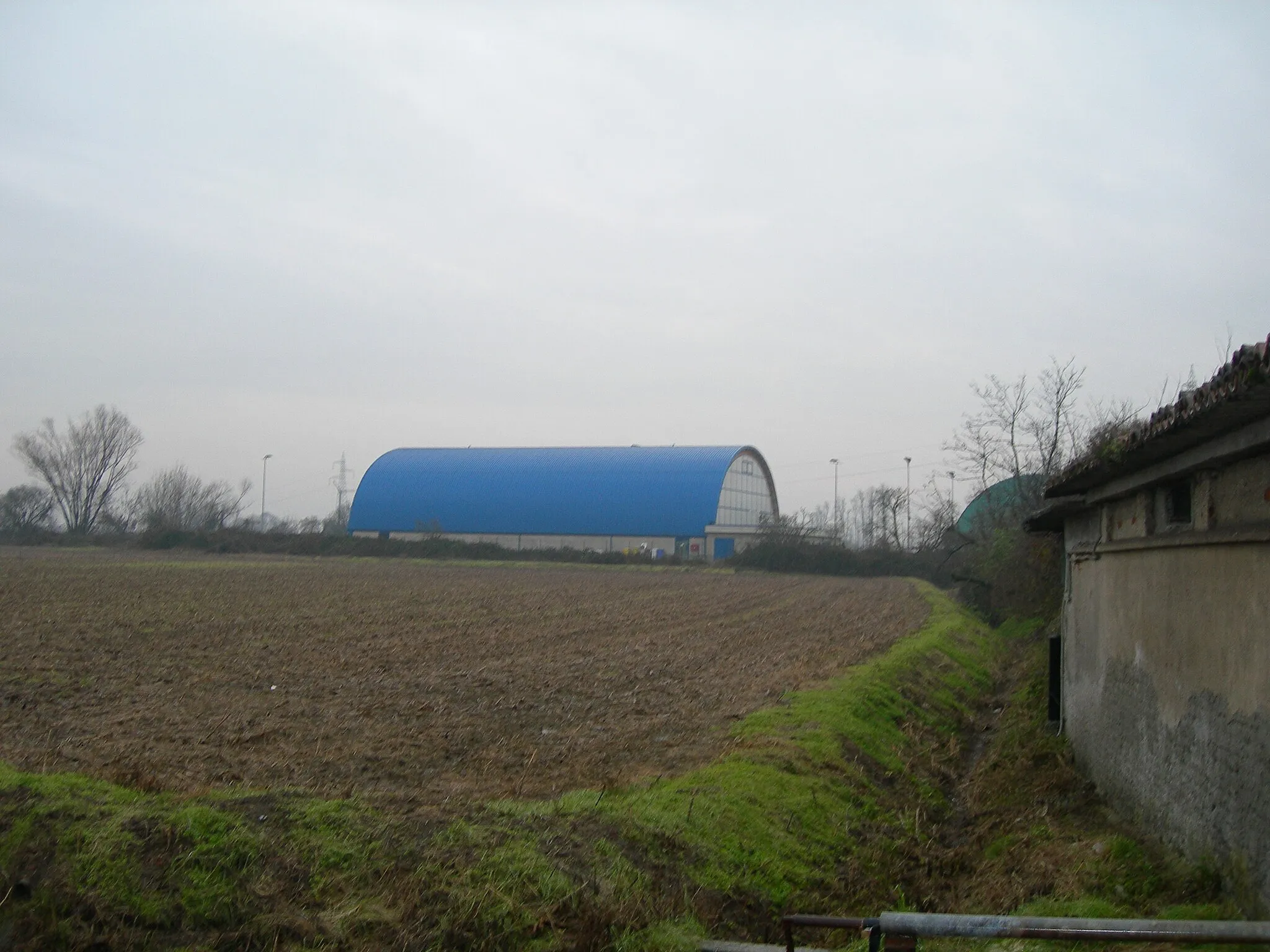 Photo showing: Il centro sportivo "Ugo Guazzelli" a Riozzo.