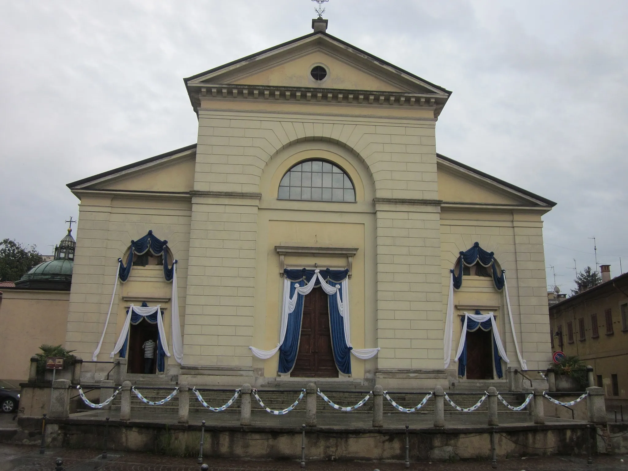 Photo showing: La facciata della chiesa parrocchiale