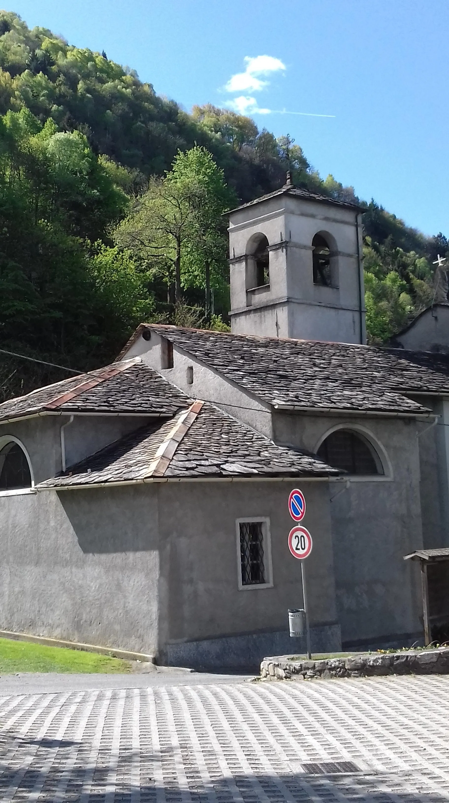 Photo showing: The Church of Arzo, Morbegno, Italy