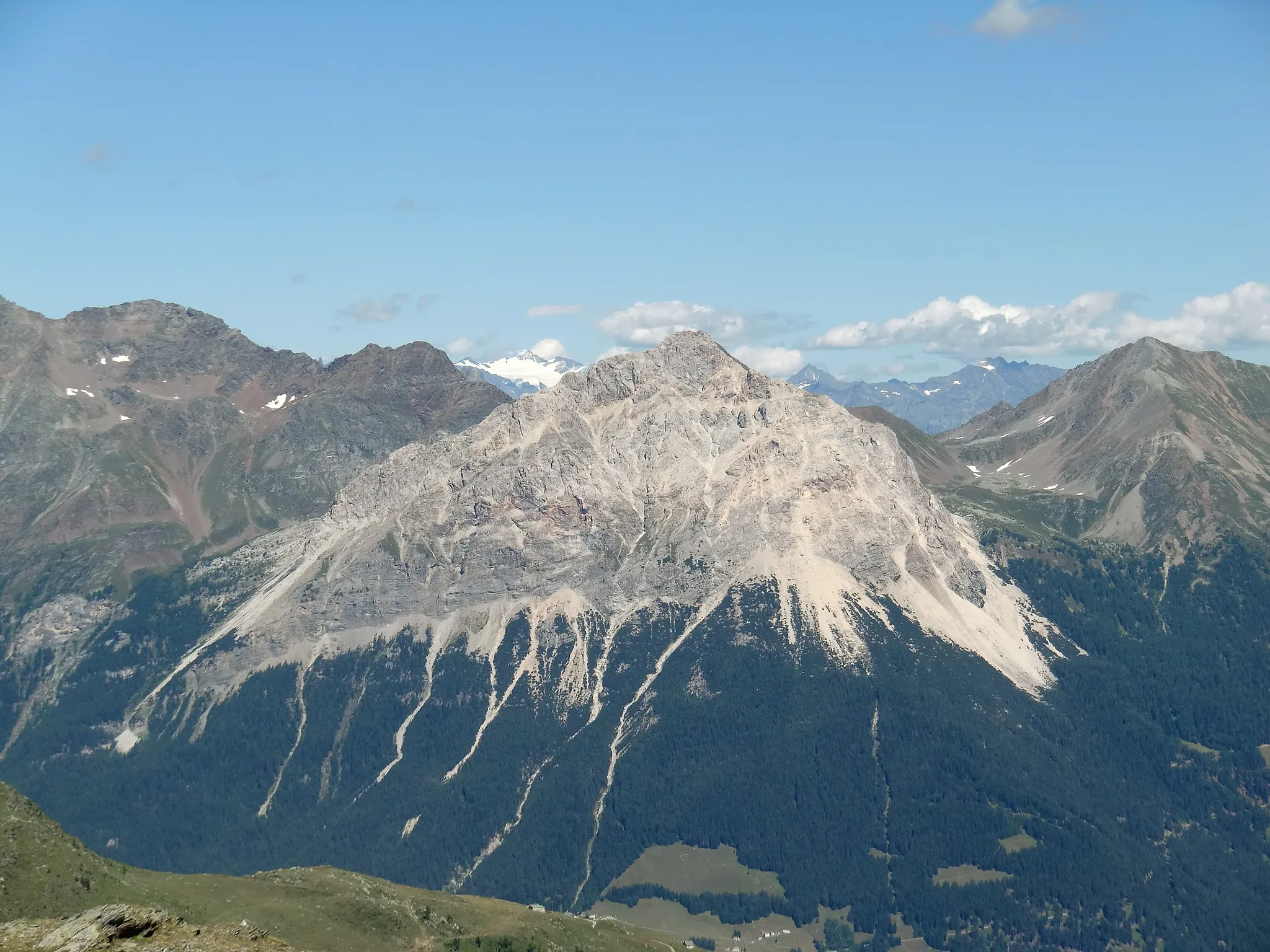 Photo showing: Piz Sassalb in Poschiavo, von knapp unterhalb des Passo Confinale / Pass da Canfinal