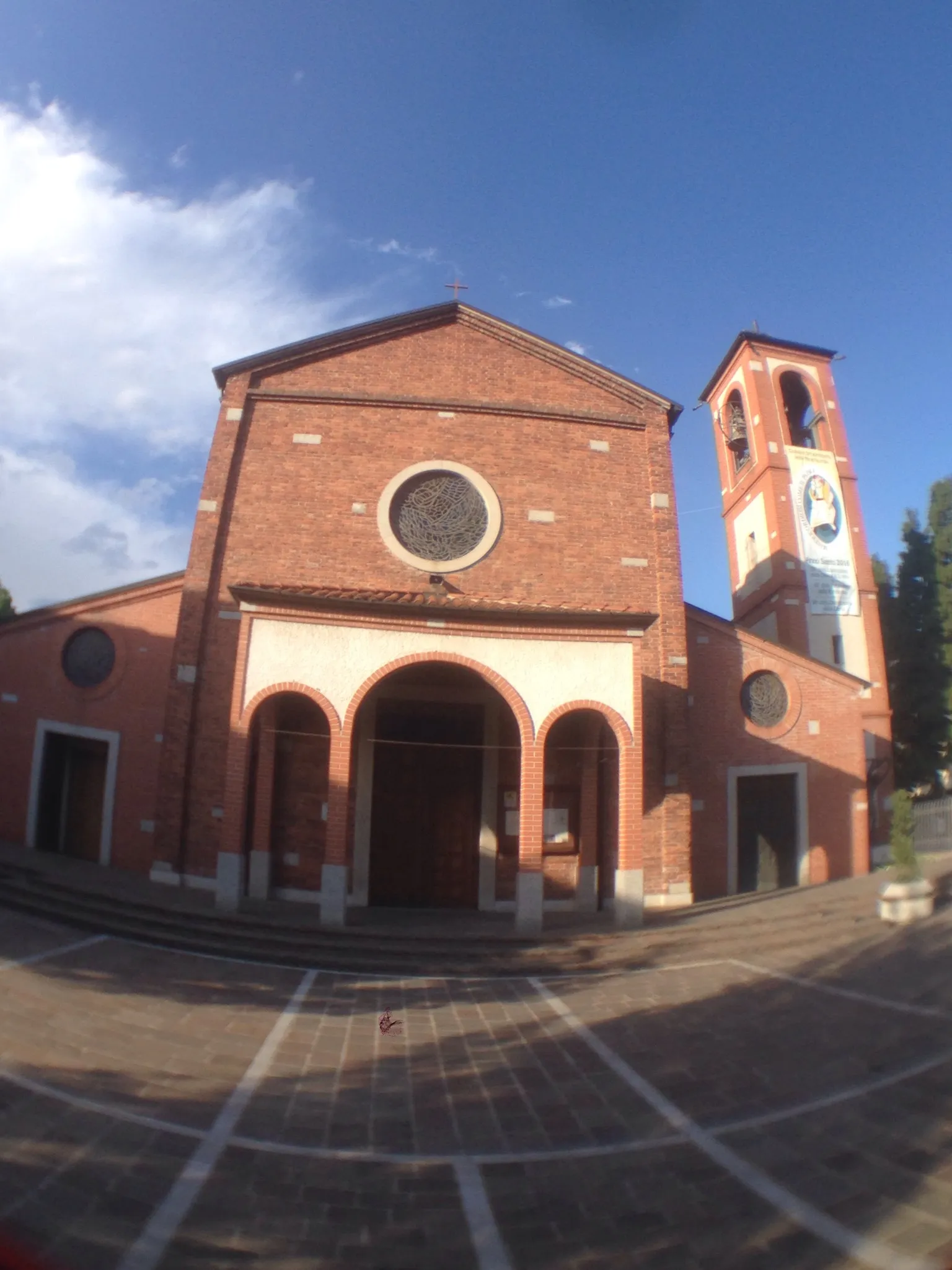 Photo showing: Pogliano Milanese - Parrocchia Santuario Santa Rita da Cascia - Via Asilo 5 Strada Statale del Sempione