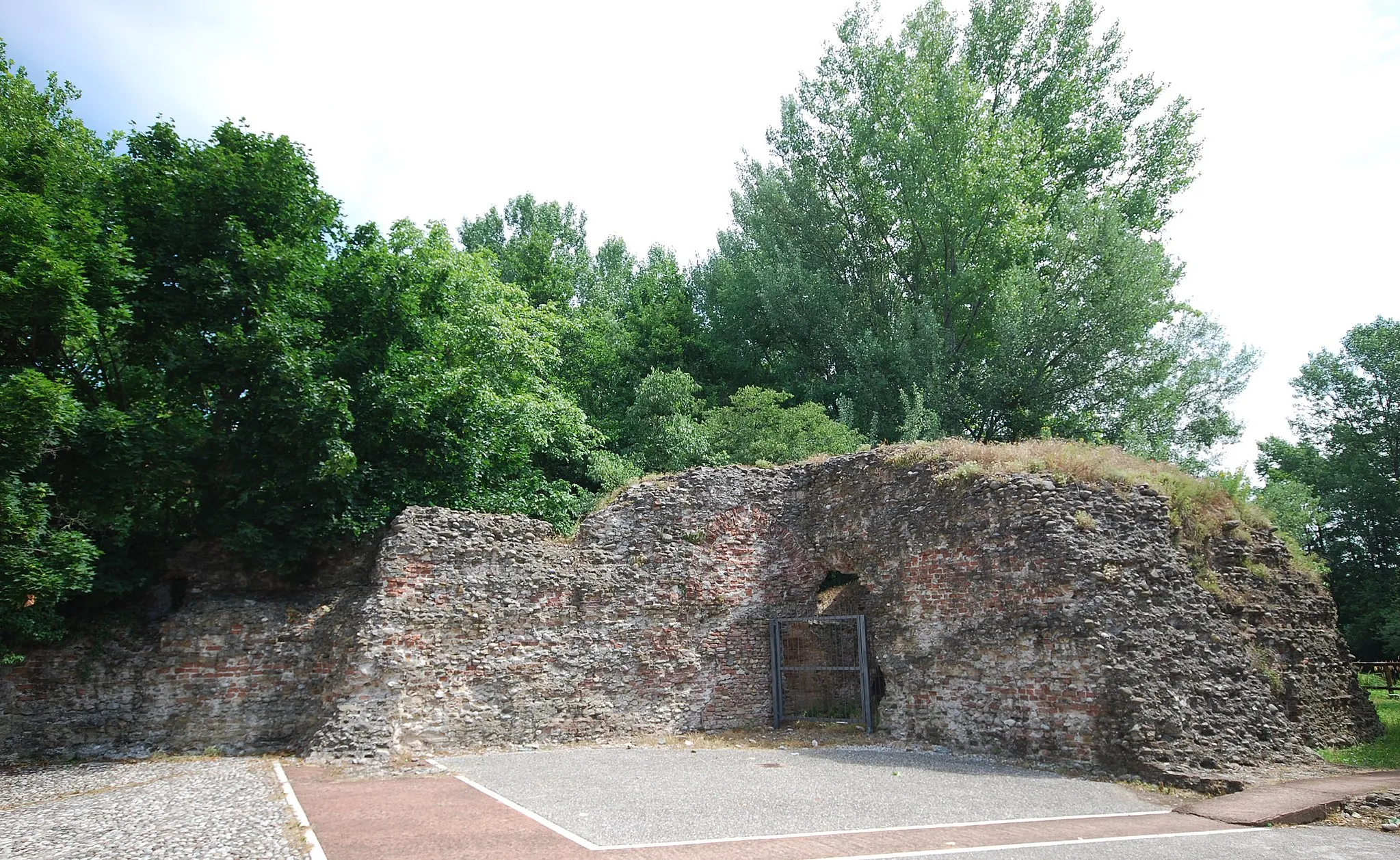 Photo showing: Goito, ruderi del castello