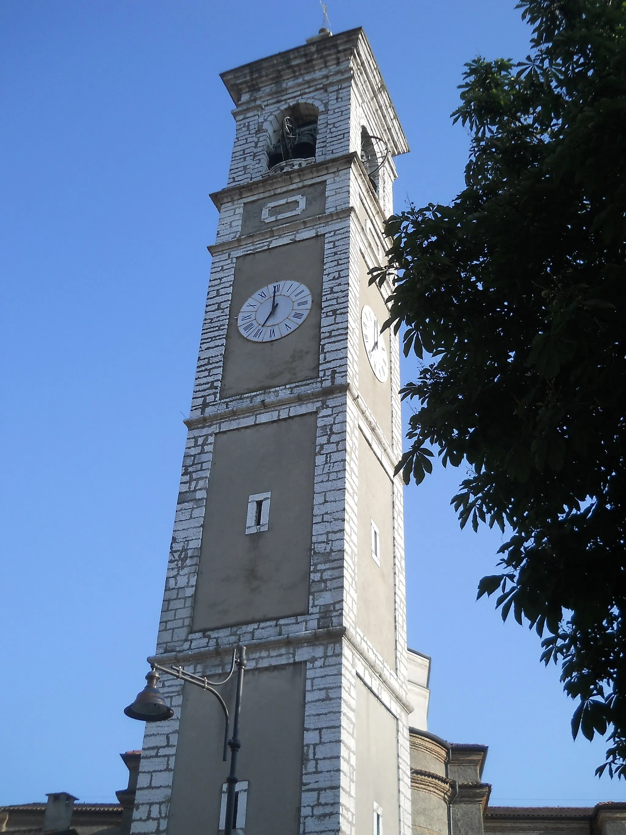Photo showing: Campanile della chiesa parrocchiale di San Giorgio Martire di Capriolo
