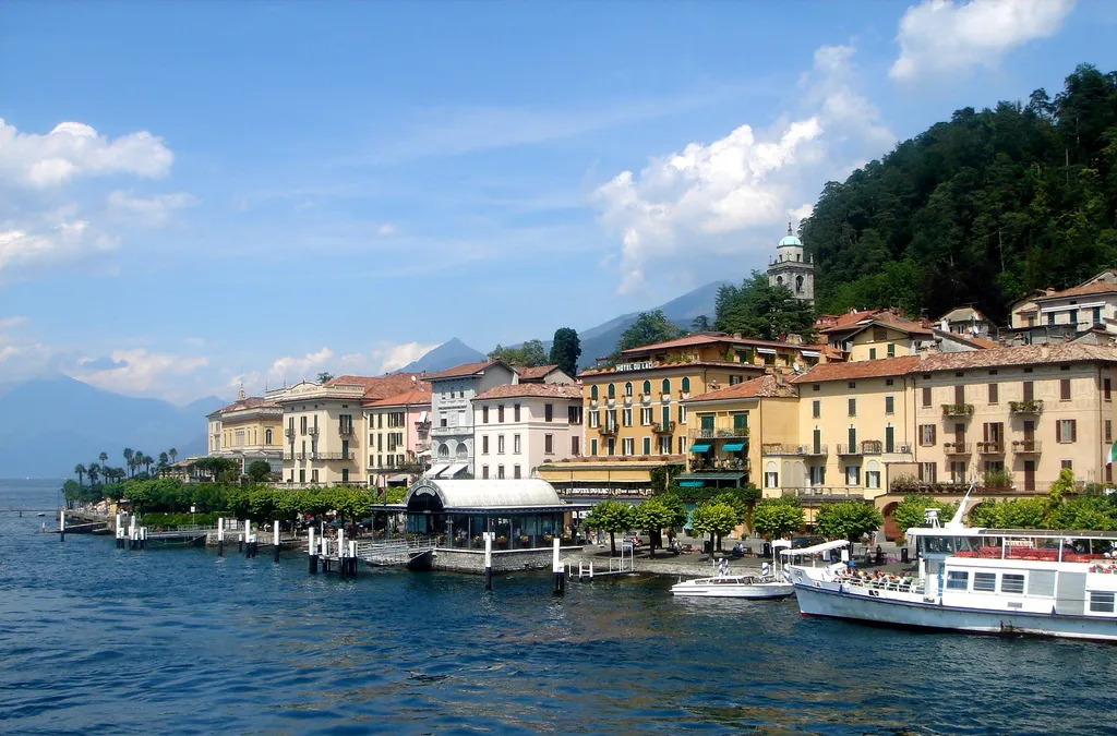 Photo showing: Bellagio dal traghetto