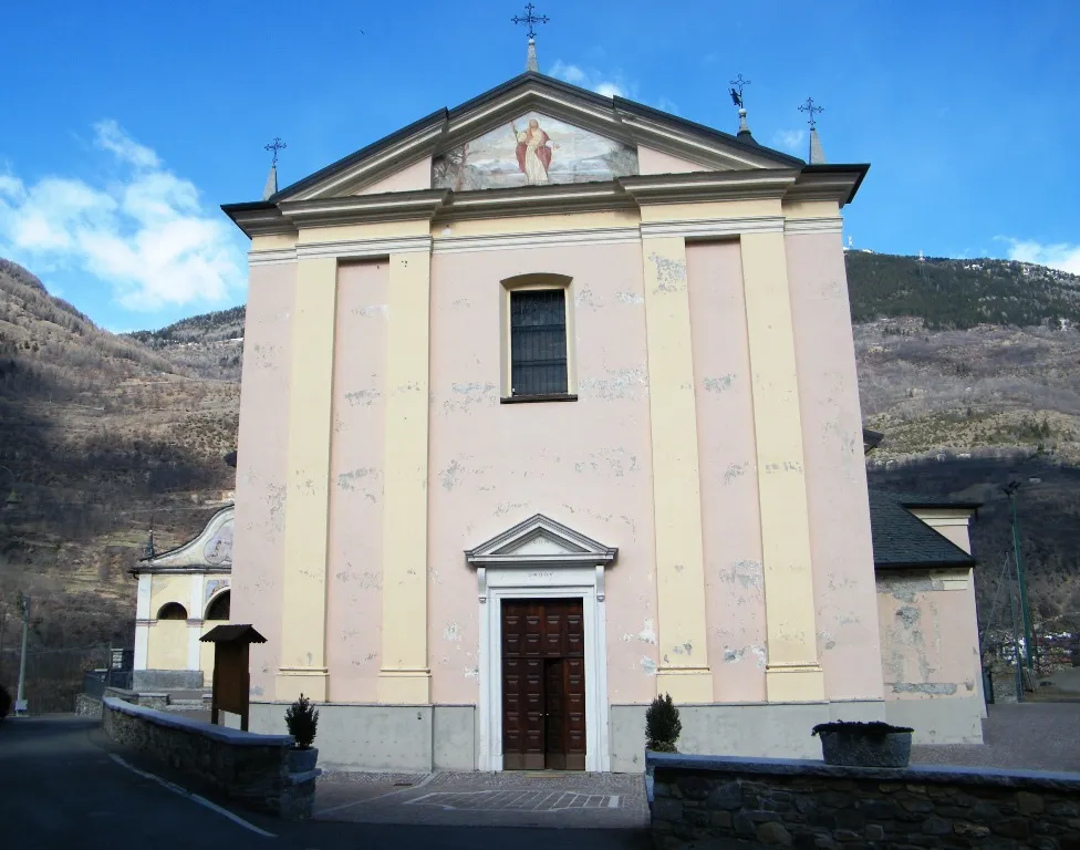 Photo showing: Church of Saint James. Santicolo, Corteno Golgi, Val Camonica, Italy.