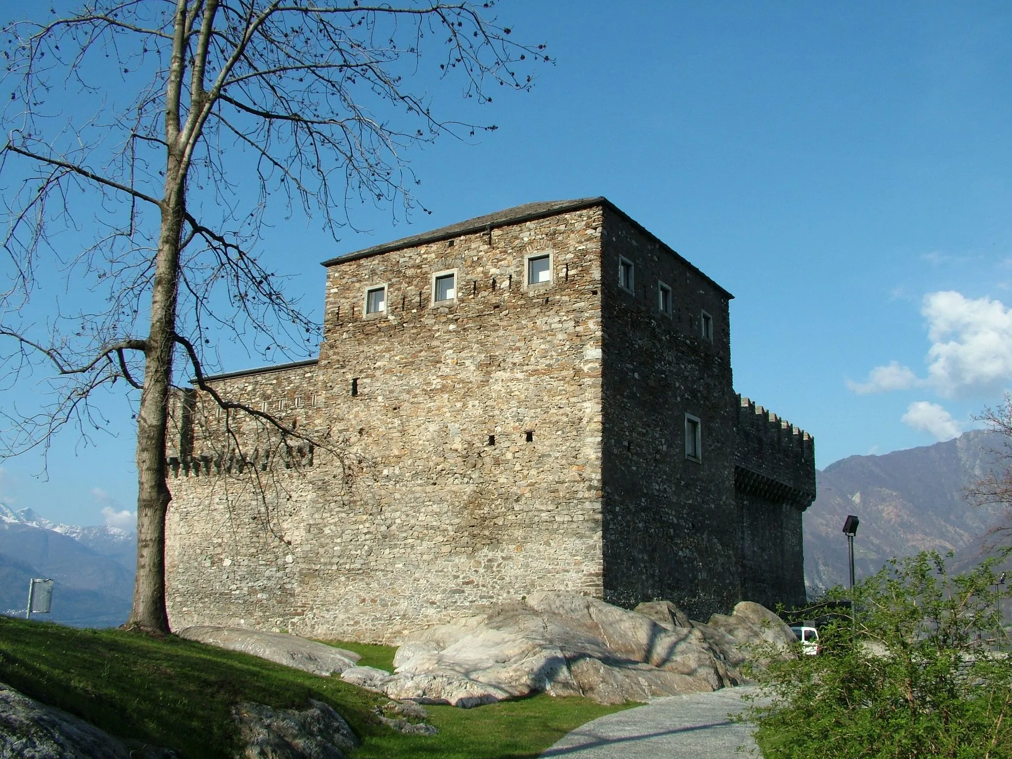Photo showing: Bellinzona, Schweiz, Castelo die Sasso Corbaro, Aussenansicht