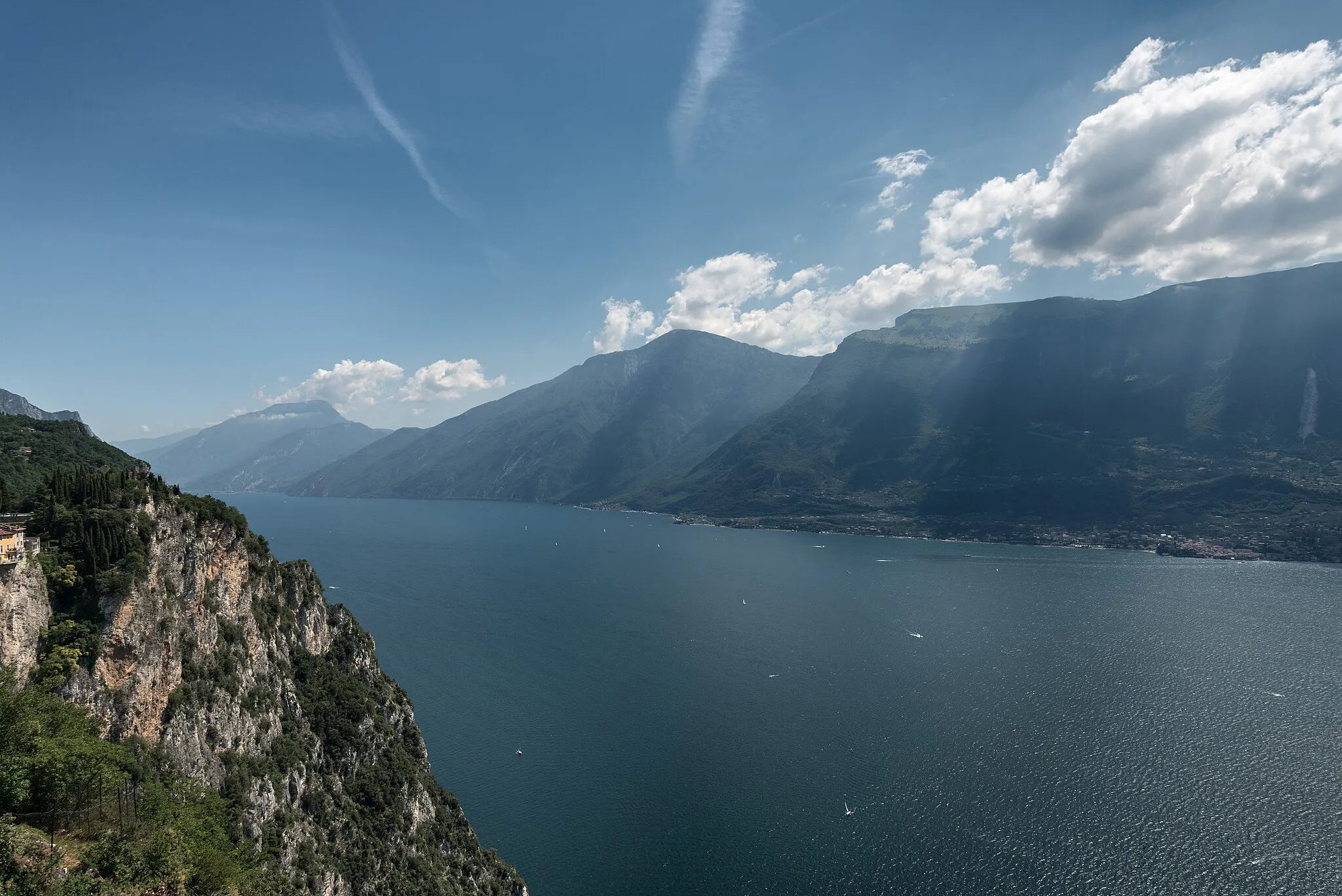 Photo showing: Lago di Garda - Terrazza del brivido, Tremosine, Brescia, Italia