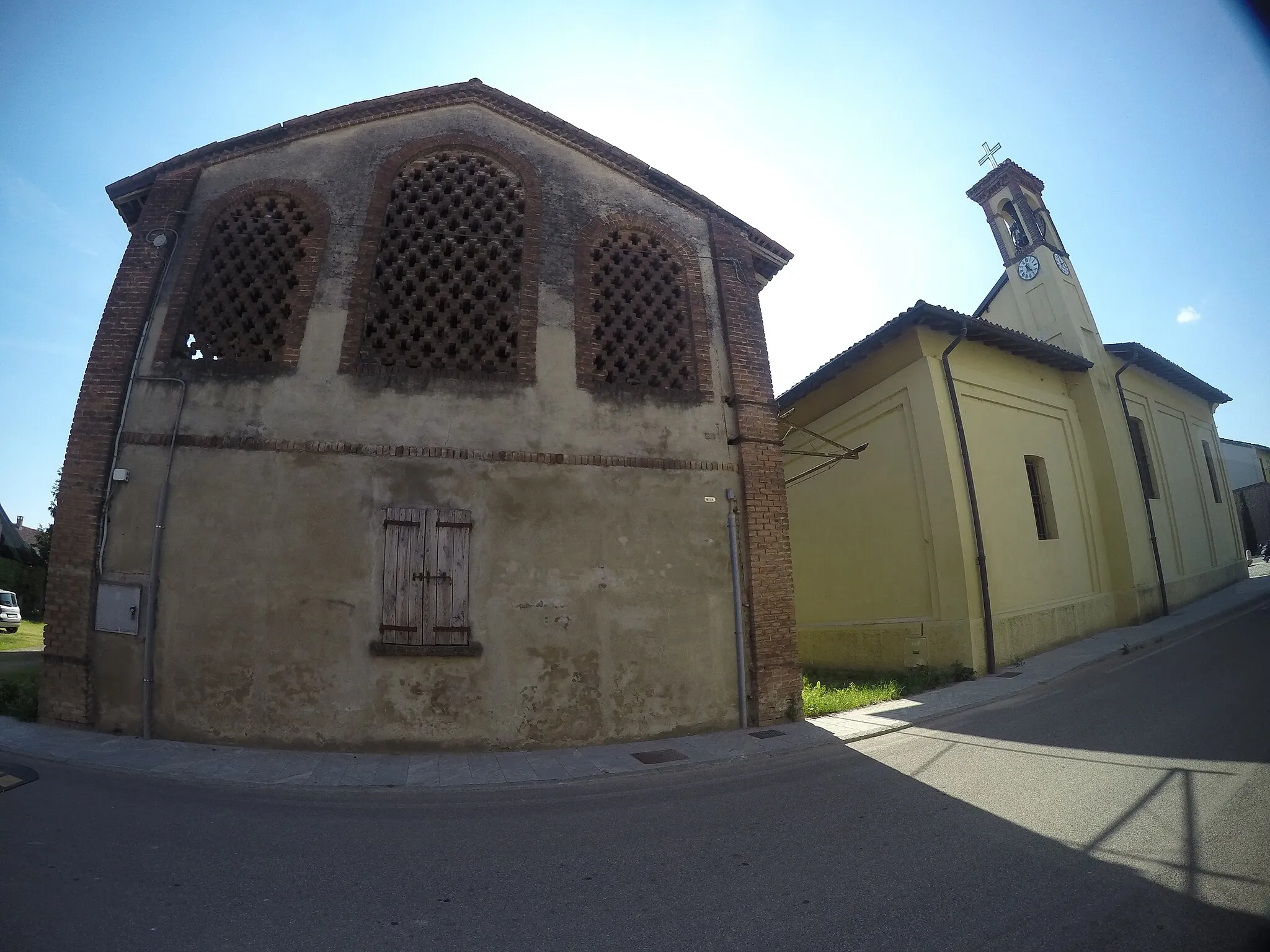 Photo showing: Caselle di Morimondo - Via Verbano