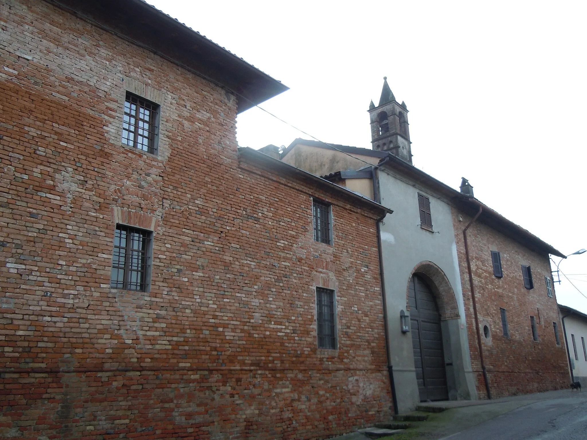 Photo showing: Monticelli Ripa d'Oglio, corte.