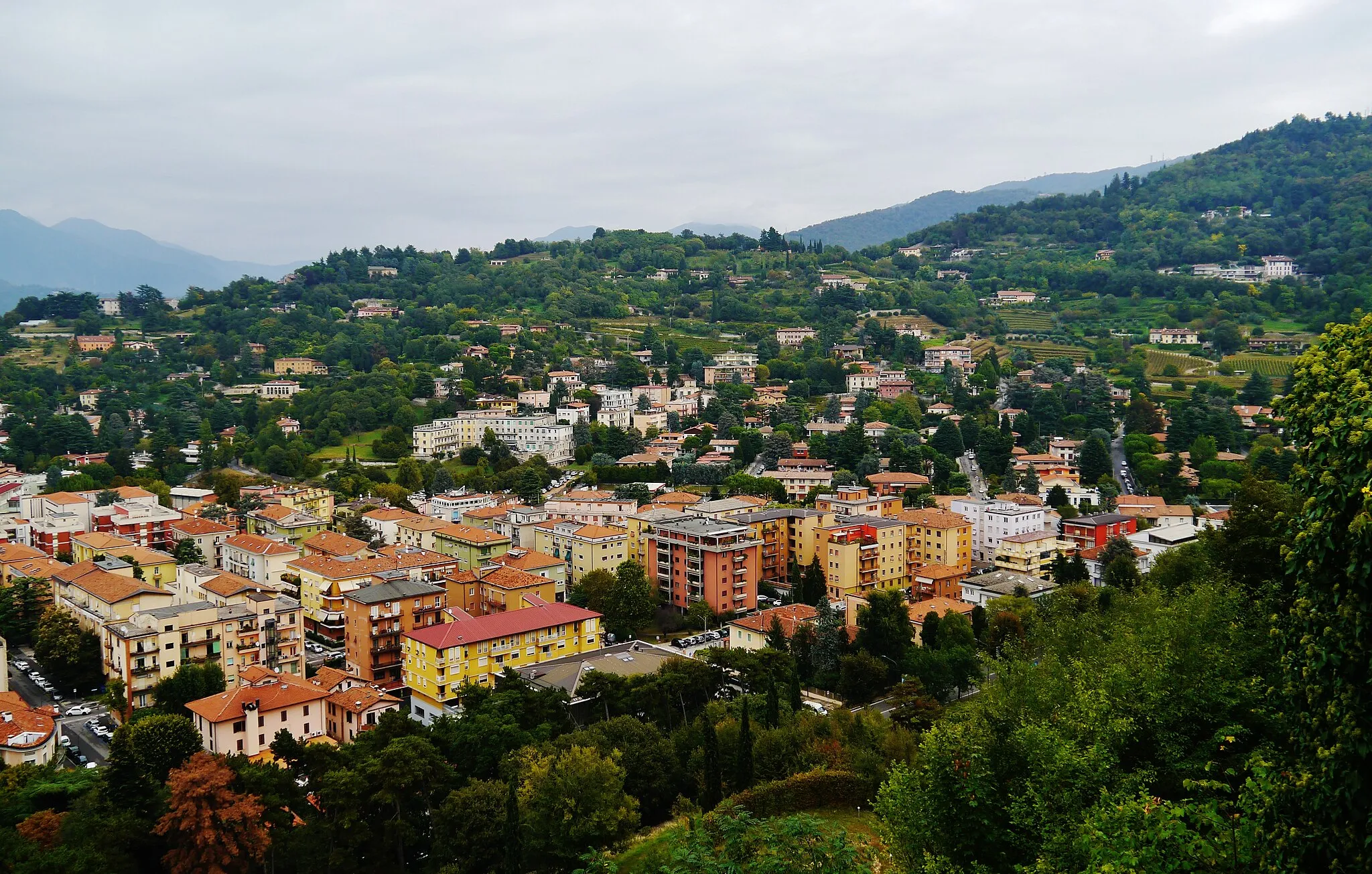 Photo showing: View from Brescia Castle to the City, Brescia, Province of Brescia, Region of Lombardy, Italy