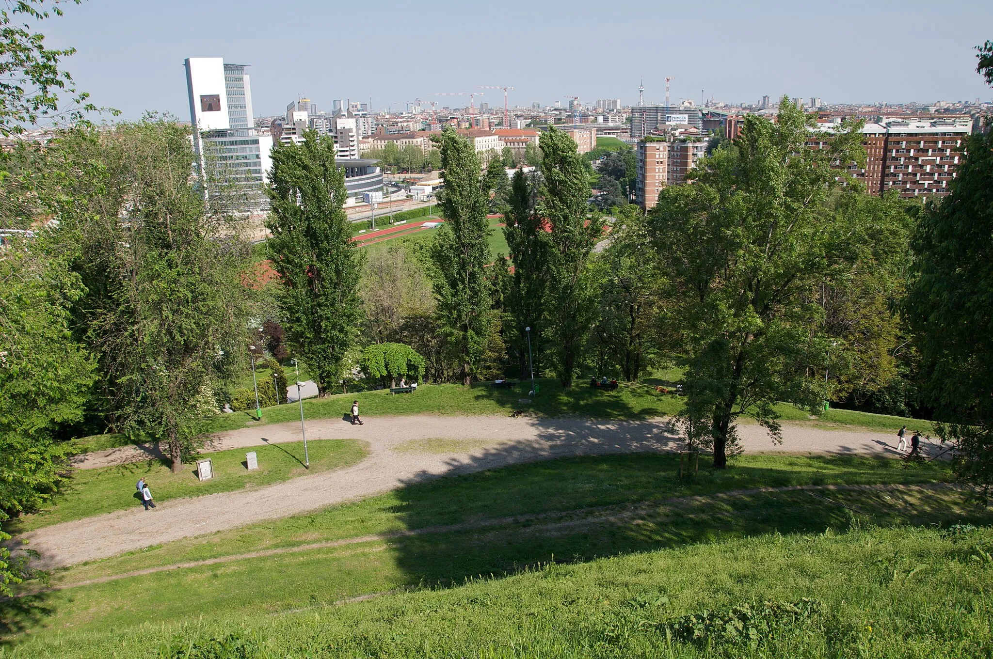 Photo showing: Milan from the Monte Stella Park top