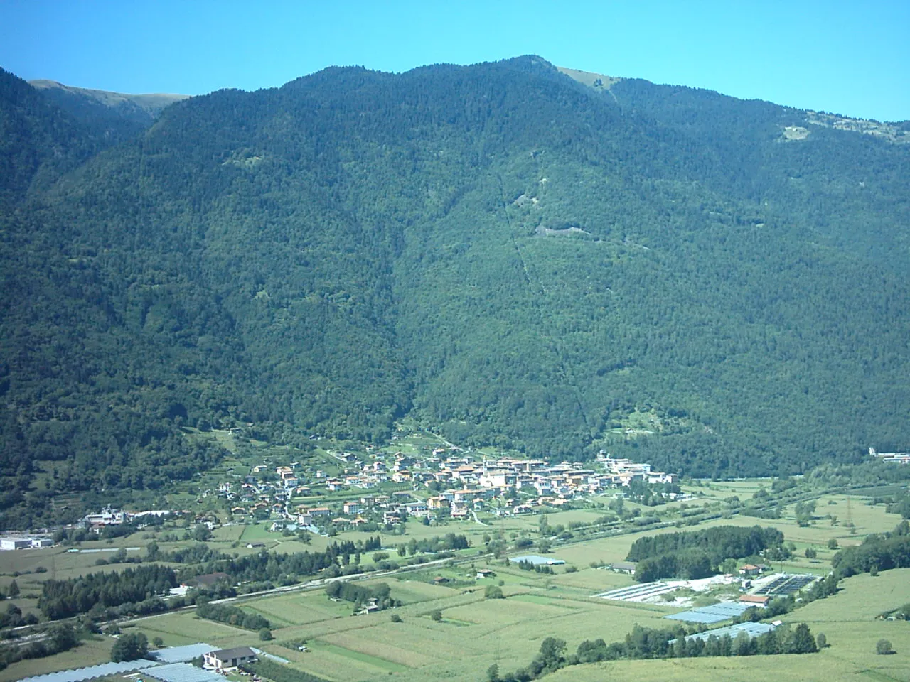 Photo showing: Darzo (comune di Storo) visto da strada Nar