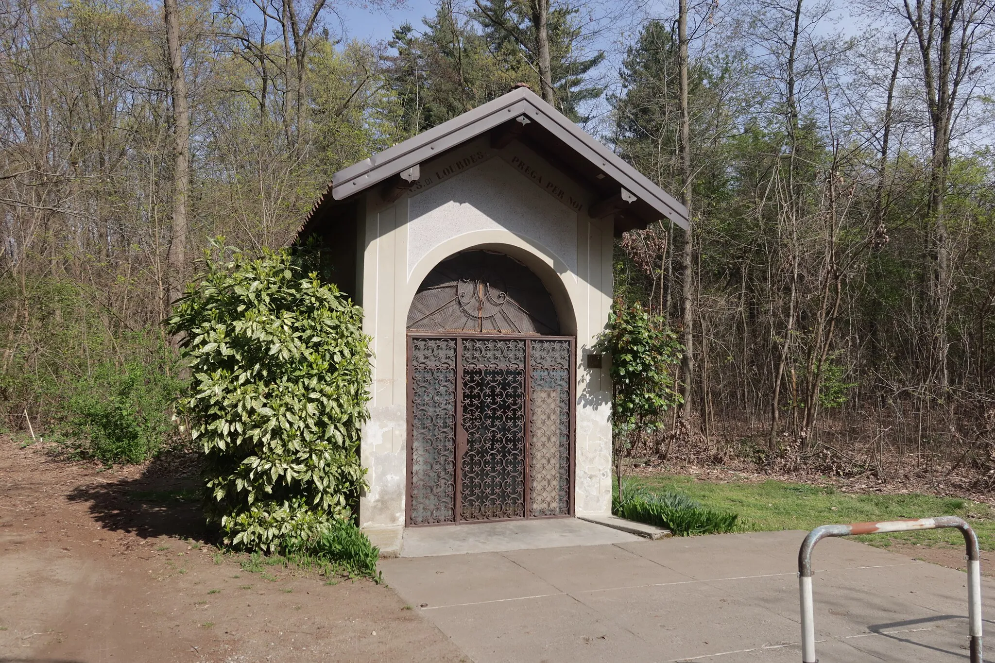 Photo showing: Sesona Cappella Grotta di Lourdes