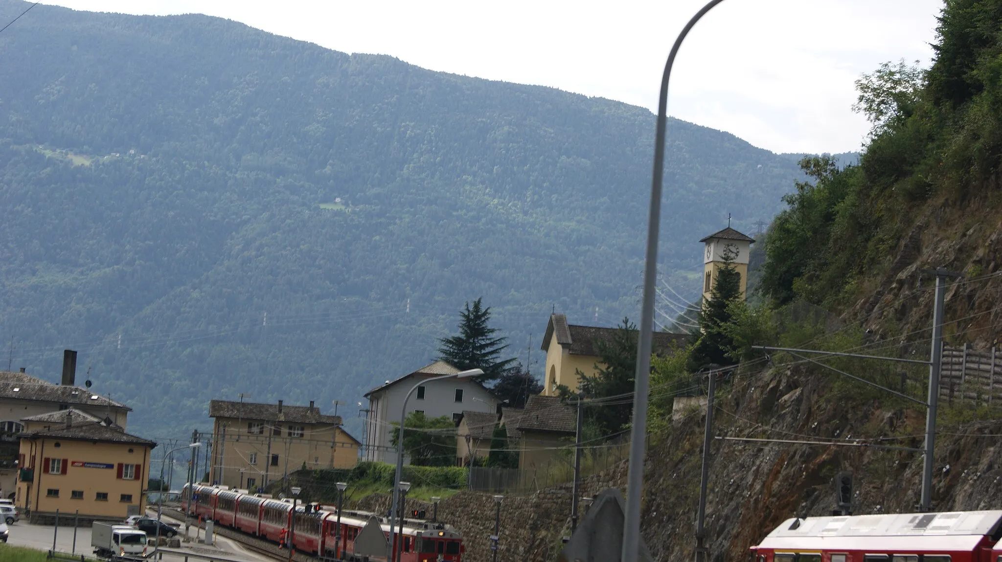 Photo showing: Train station Campocologno of the Berninabahn (Bernina Railway) in the municipality of Brusio, Grison, Switzerland.