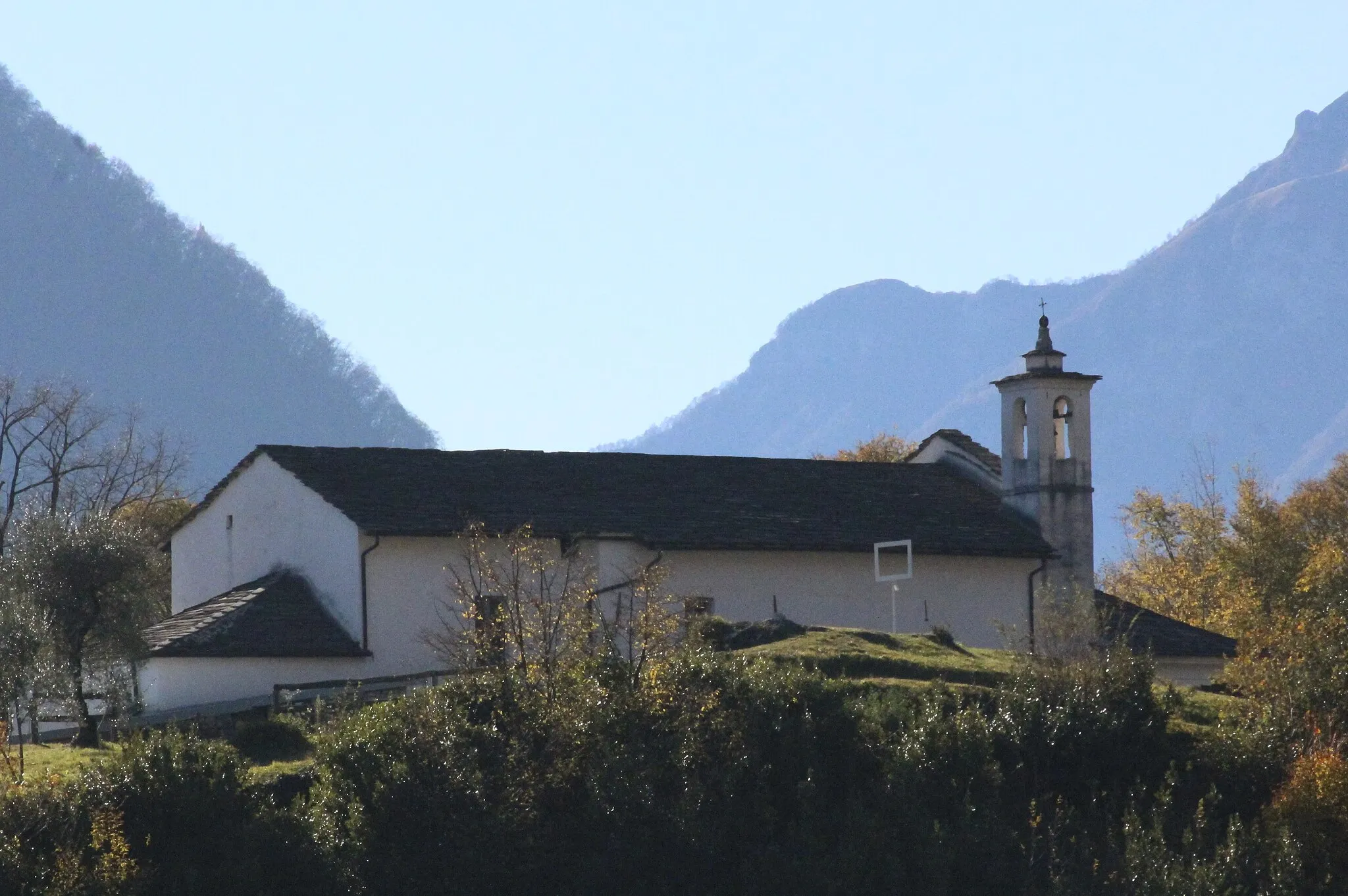 Photo showing: Church San Giovanni Battista, Isola di Comacina, Ossuccio, hamlet of Tremezzina, Province of Como, Lombardy, Italy