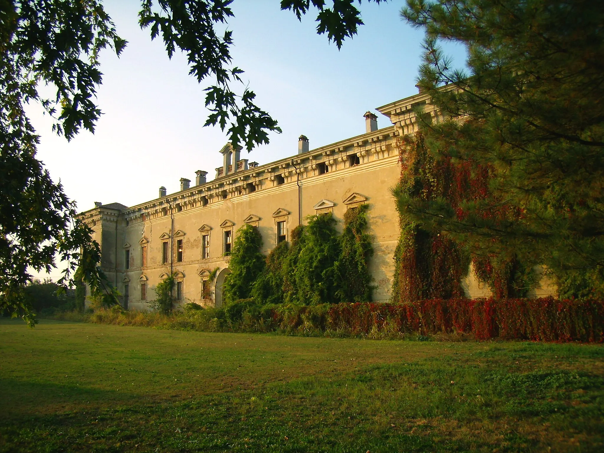 Photo showing: Villa Stanga-Borromeo in piazza Ida Borromeo Taverna a Farfengo, frazione del comune di Grumello Cremonese ed Uniti.