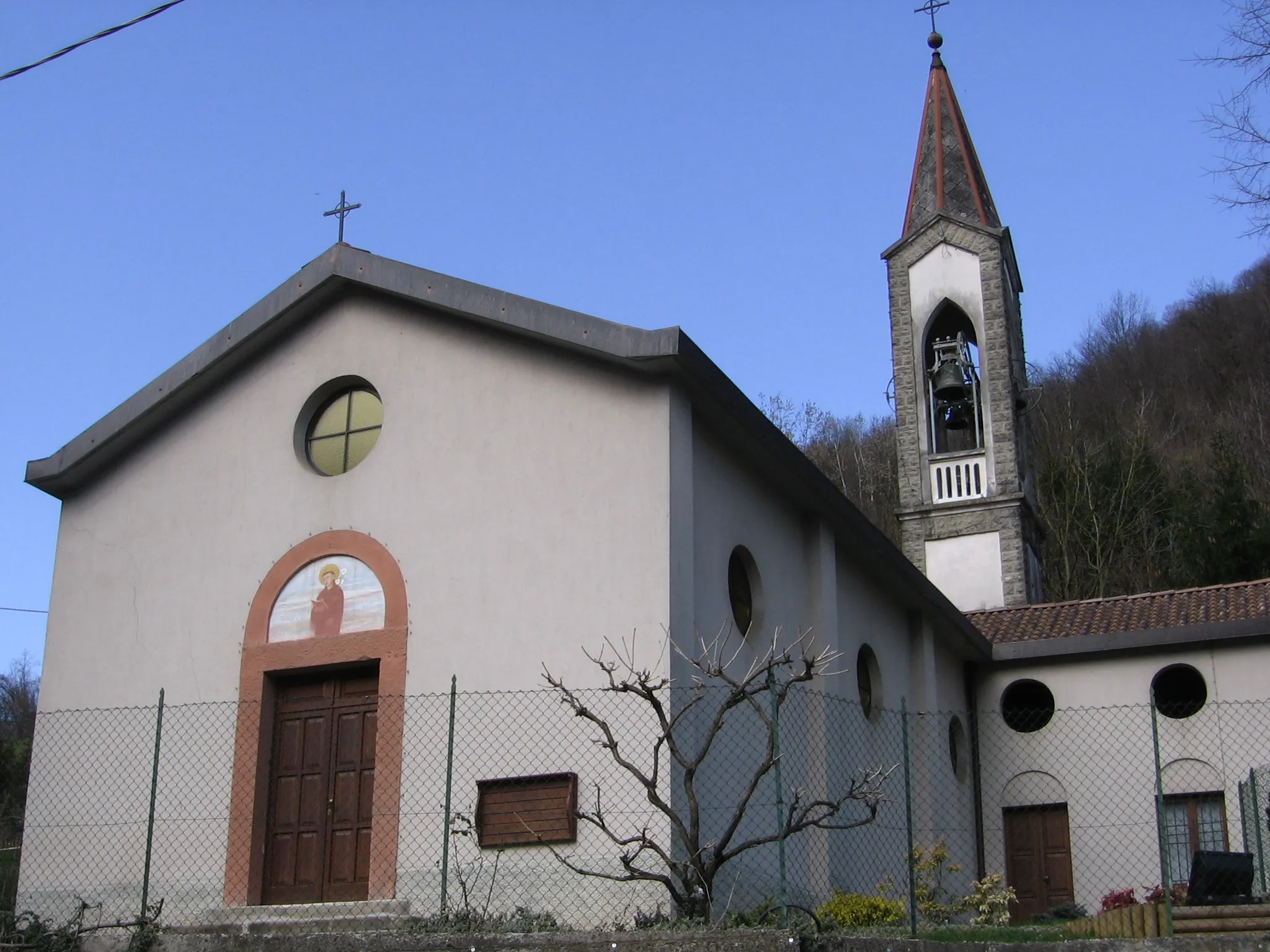 Photo showing: Chiesa di sant'Antonio, loc. valle Rossa. Cene (BG), Italia