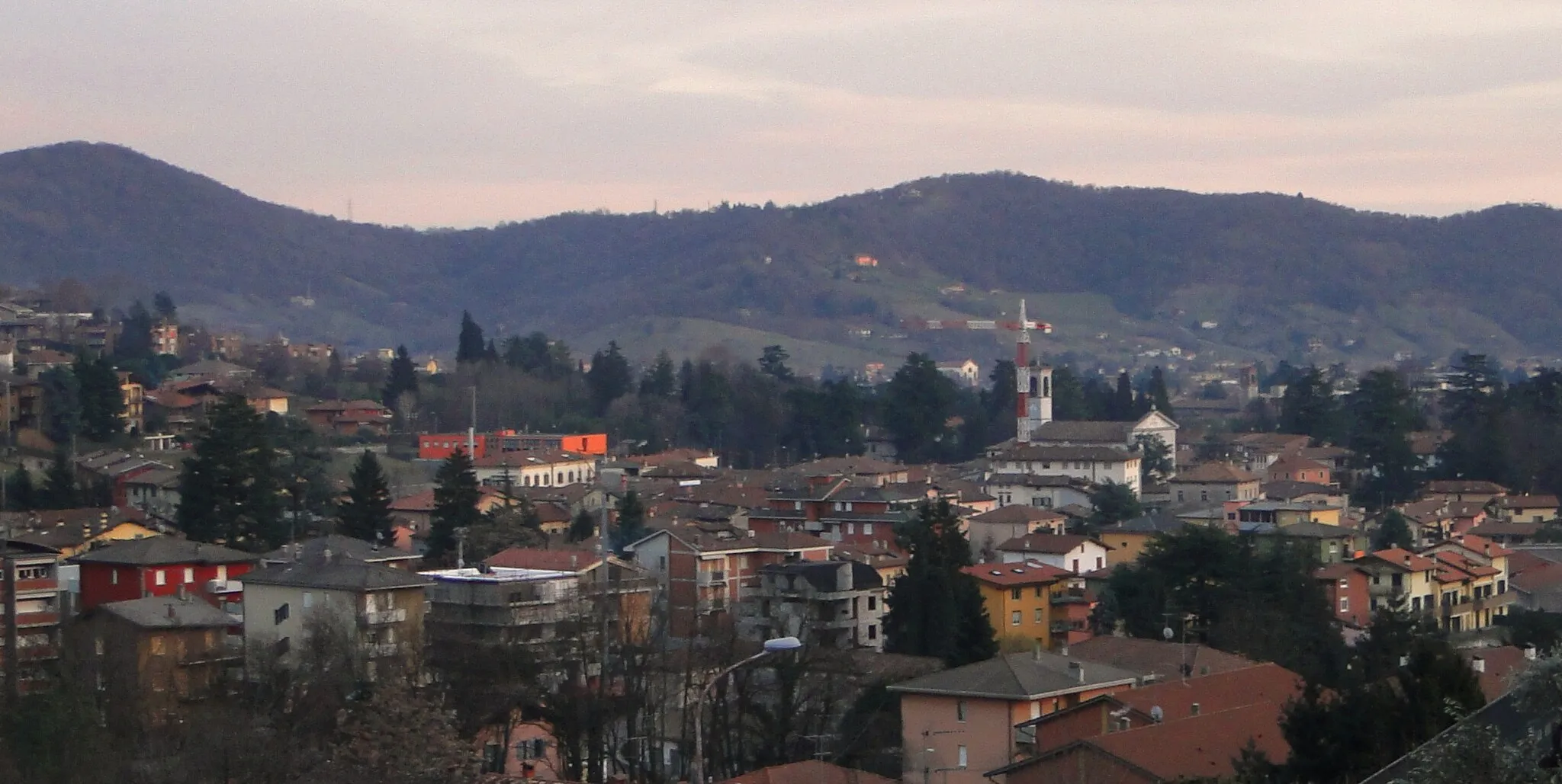 Photo showing: Panorama di Nese, fraz. di Alzano Lombardo (BG), Italia