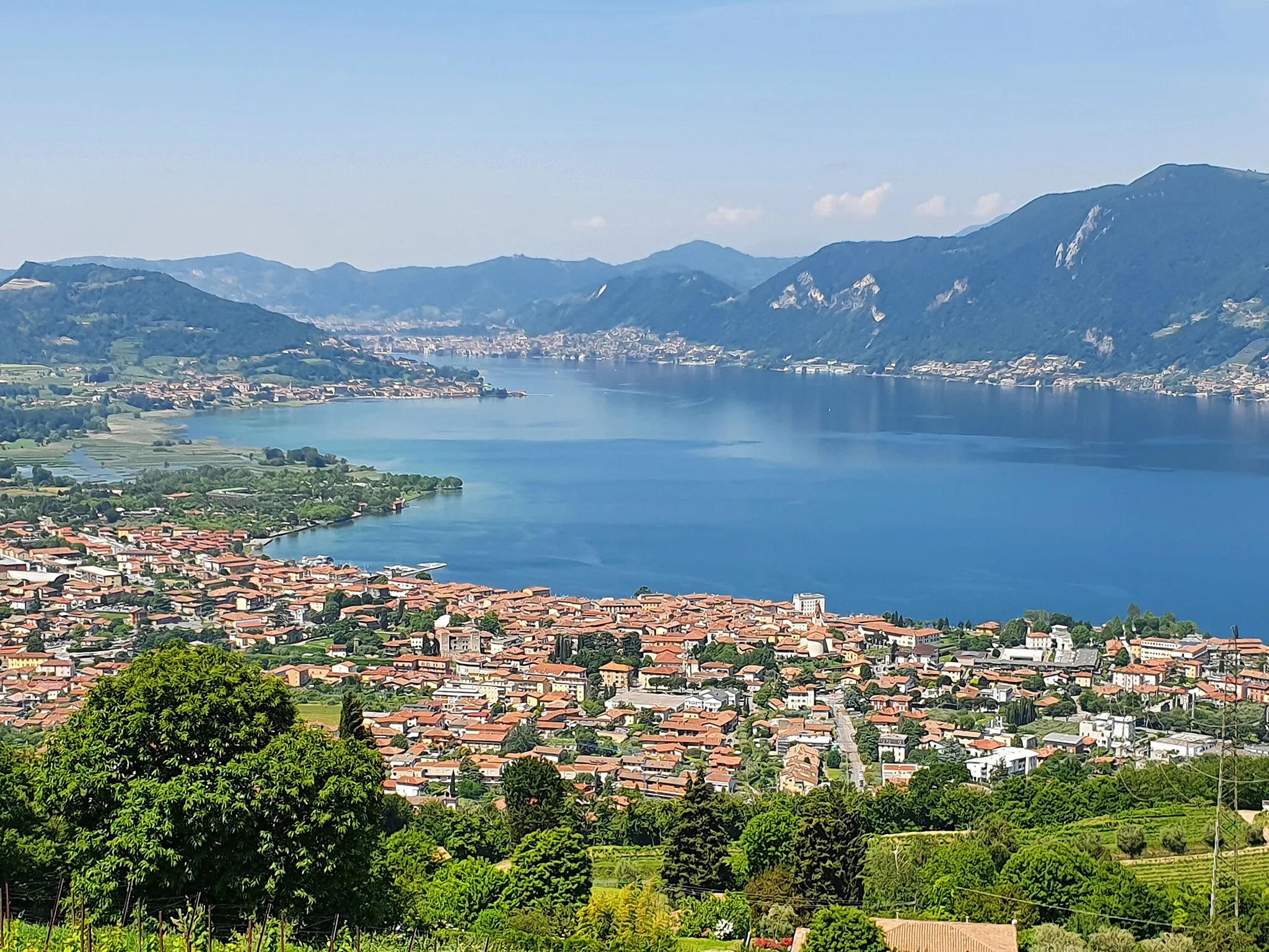 Photo showing: Lago d'Iseo, Iseo.