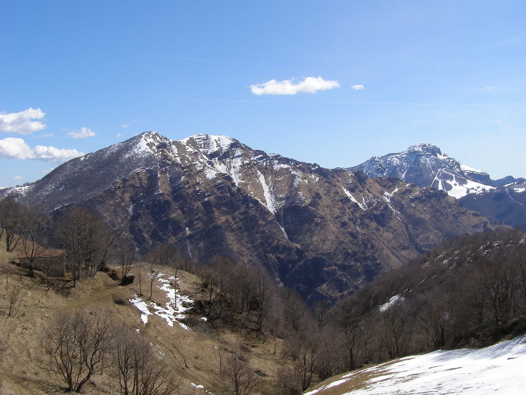 Photo showing: Due Mani and Resegone peaks