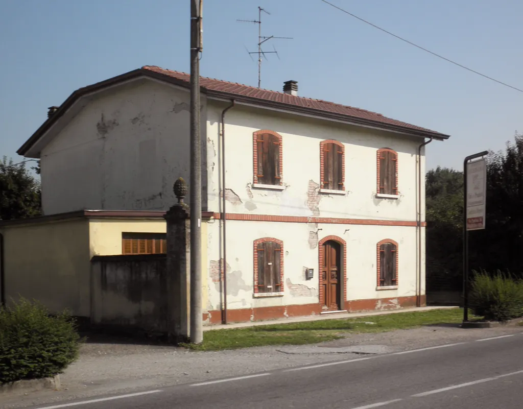 Photo showing: L'ex stazione tranviaria di Casalbellotto, frazione di Casalmaggiore.