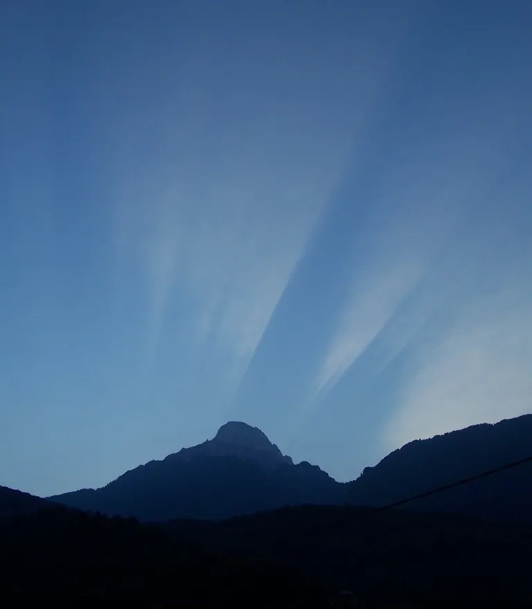 Photo showing: Sunrise .Mount Pizzo Badile, Val Camonica.