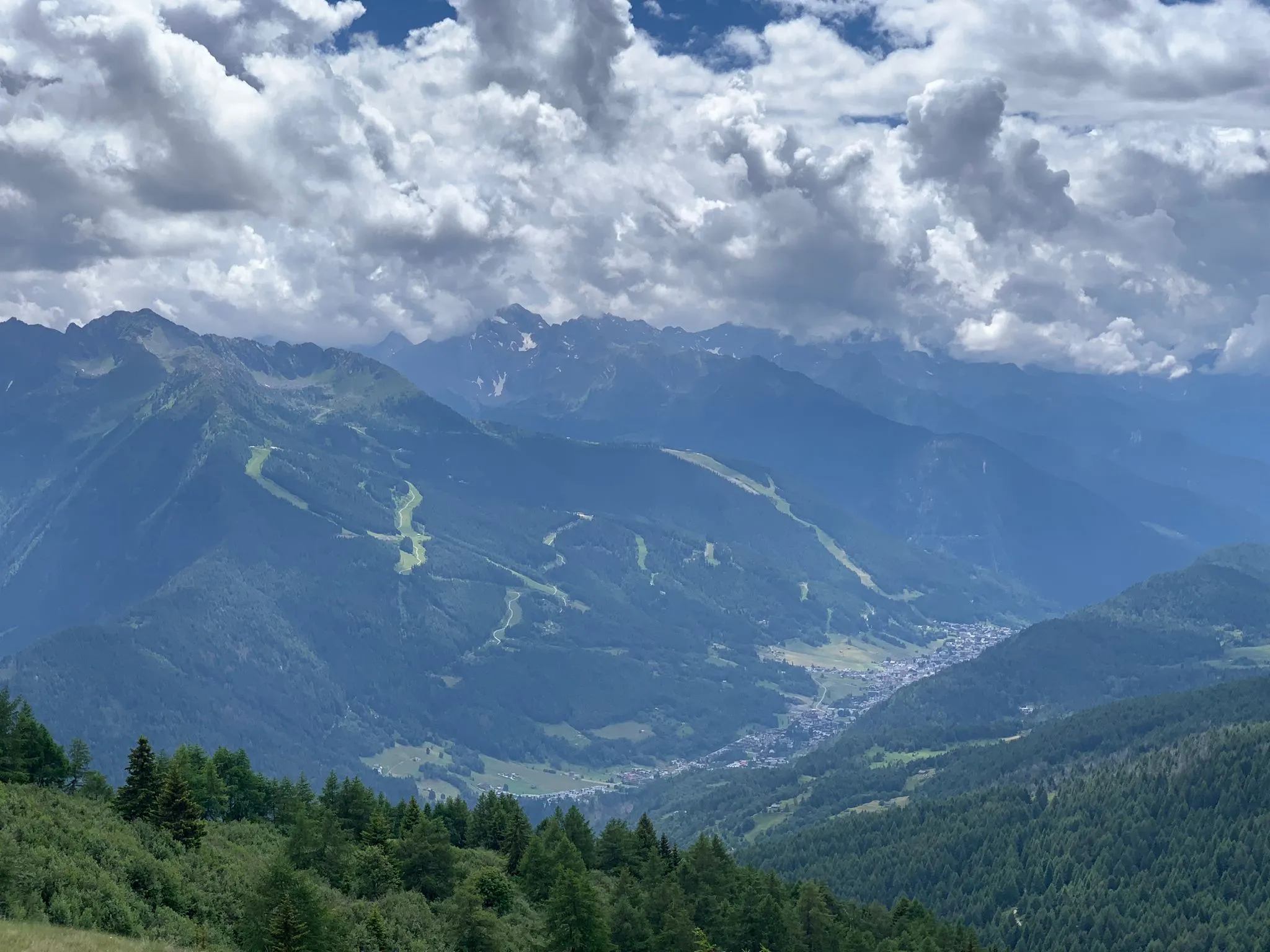 Photo showing: La vista dal Monte Padrio su Aprica