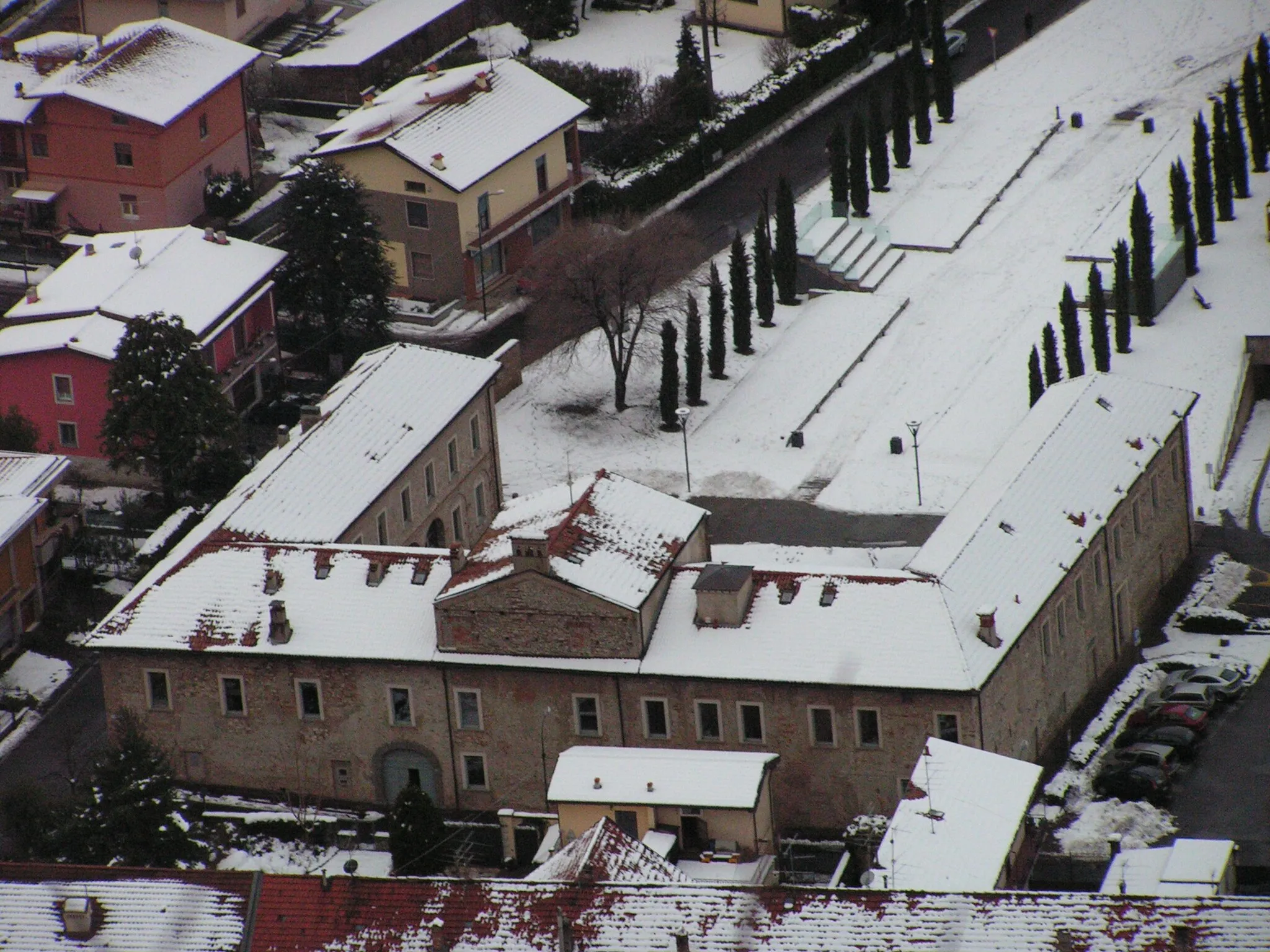 Photo showing: Foto di Palazzo Francesconi, sede del Municipio di Provaglio d'Iseo, scattata dal Monte Cognolo